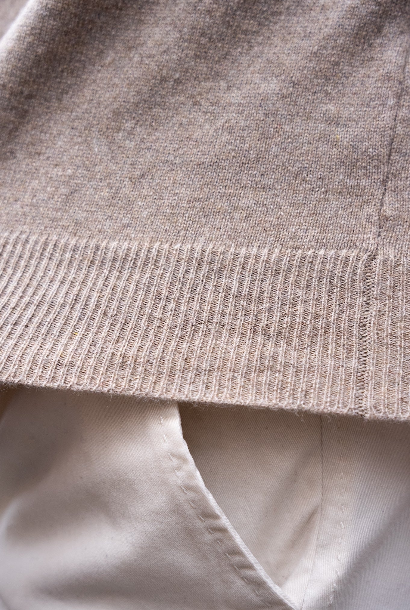 Girocollo Cashmere RaglanBeige Chiaro - Guarino Store