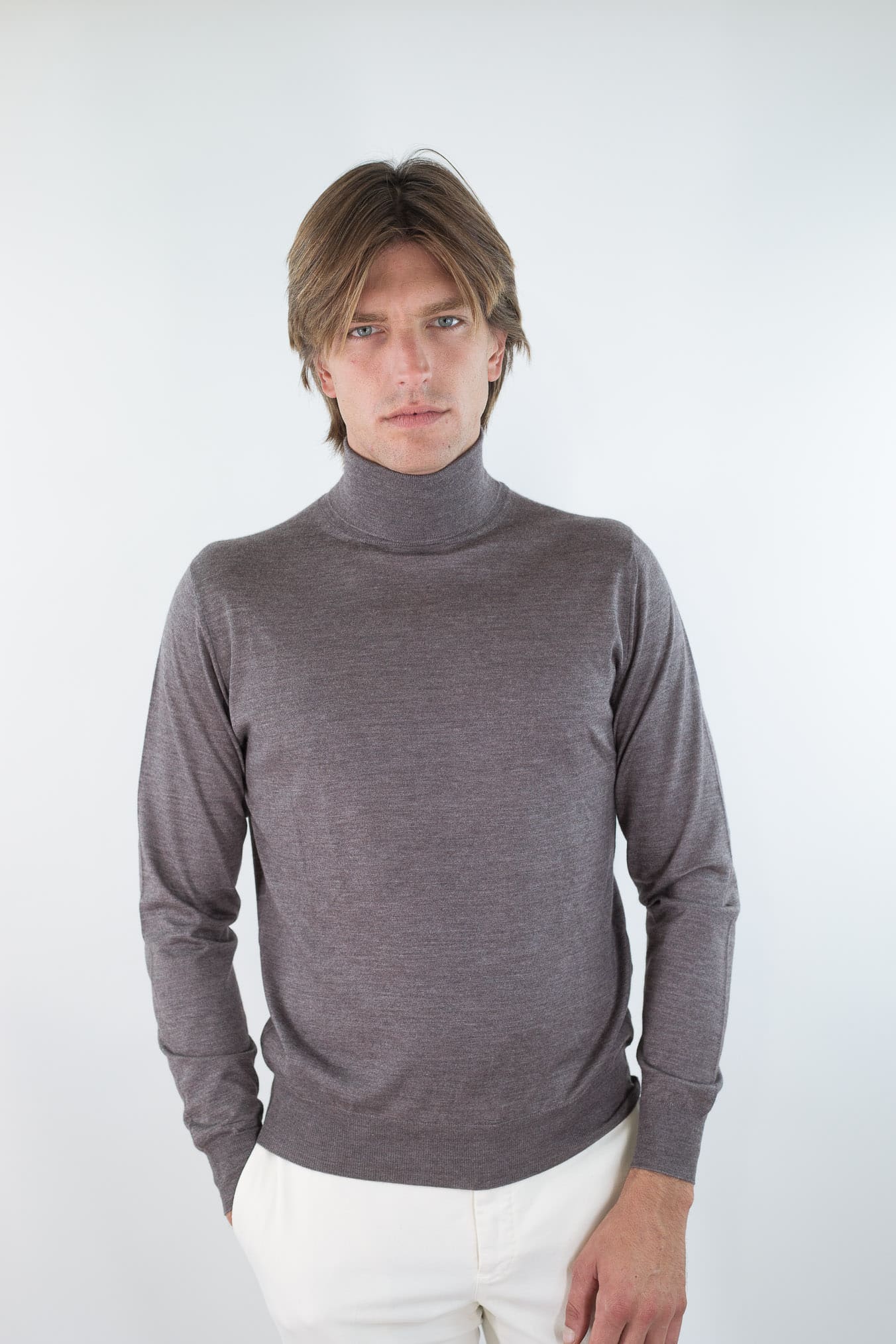 Walnut Combed Cashmere and Silk Turtleneck