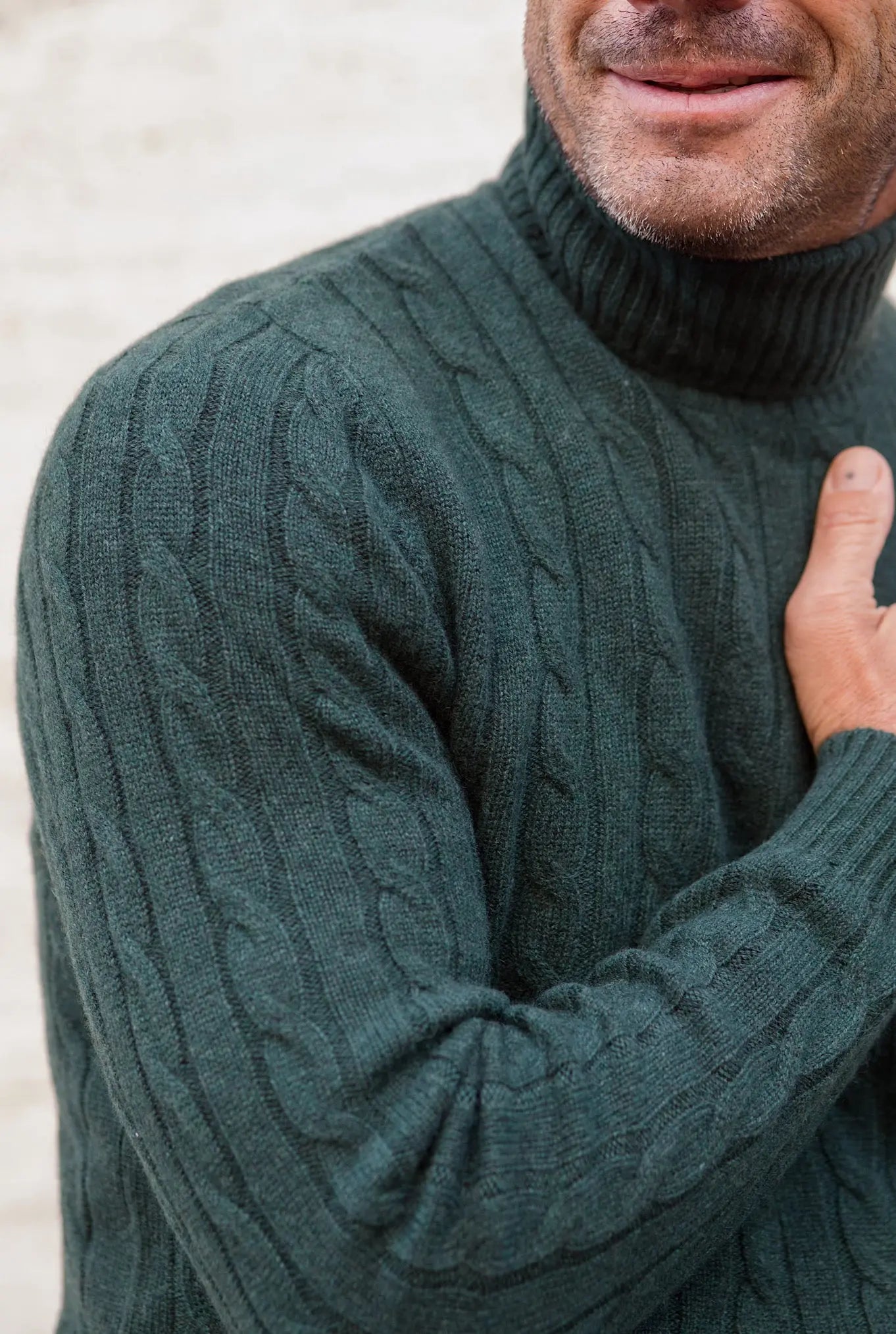 Dolcevita a Trecce in Cashmere Verde - Guarino Store