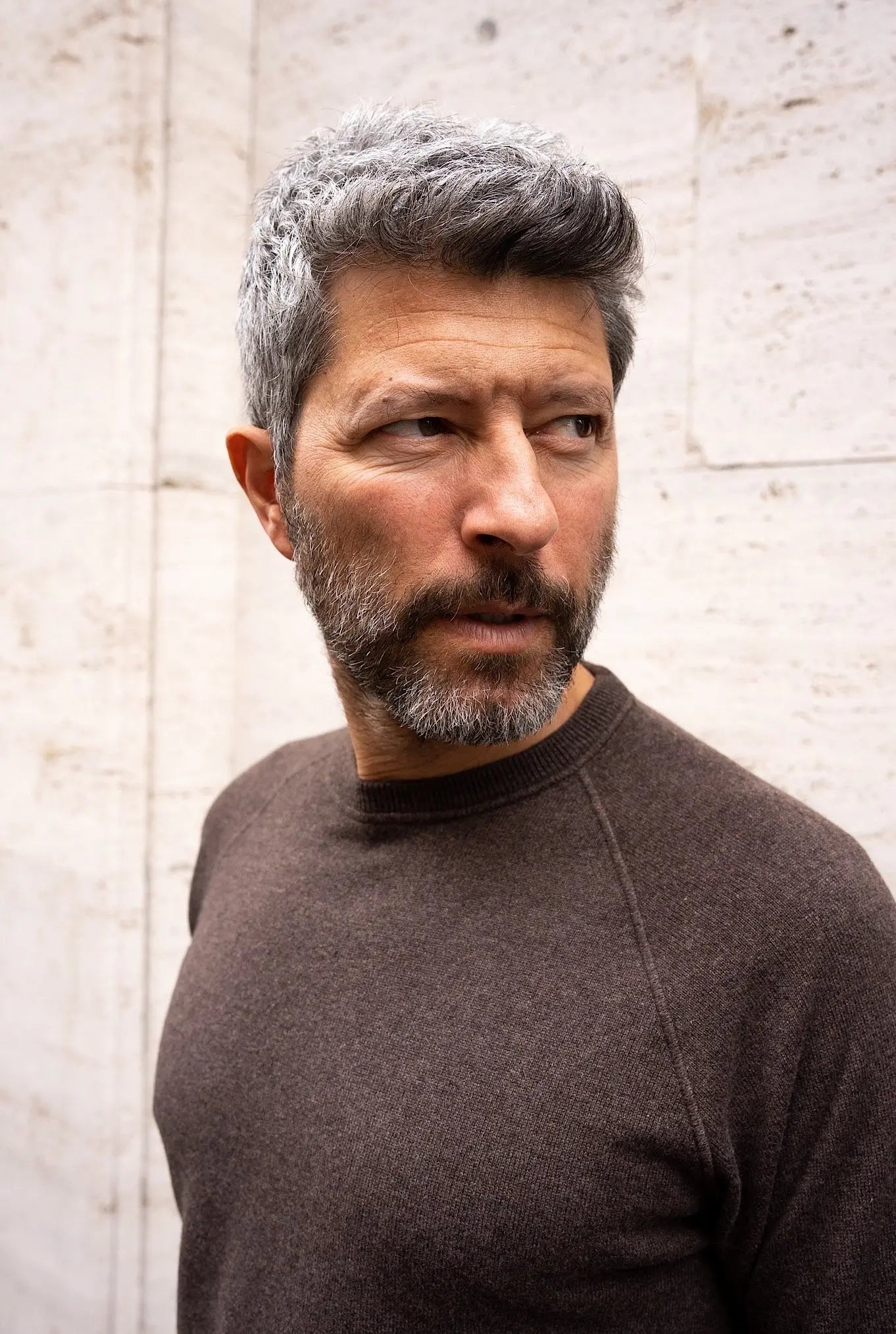 Girocollo Cashmere Raglan Marrone - Guarino Store