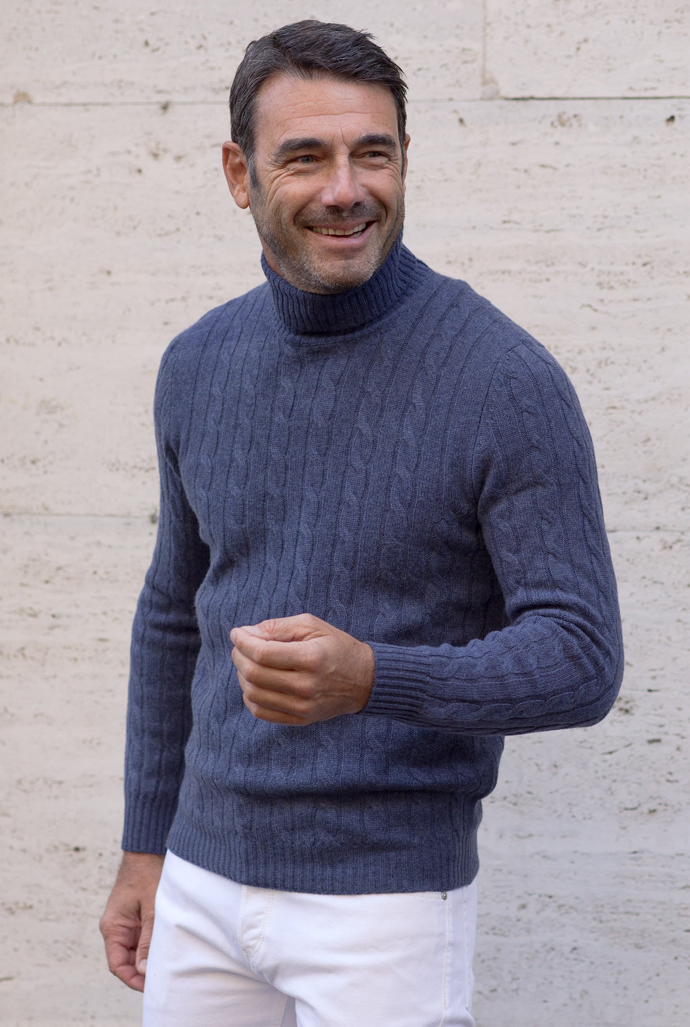 Dolcevita a Trecce in Cashmere Blu Avio - Guarino Store