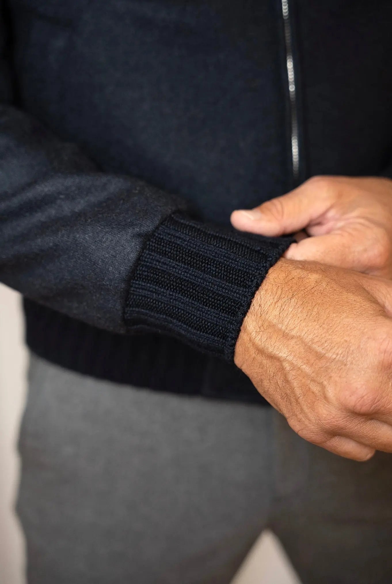Giubbino in Cashmere con Cappuccio Staccabile Blu - Guarino Store