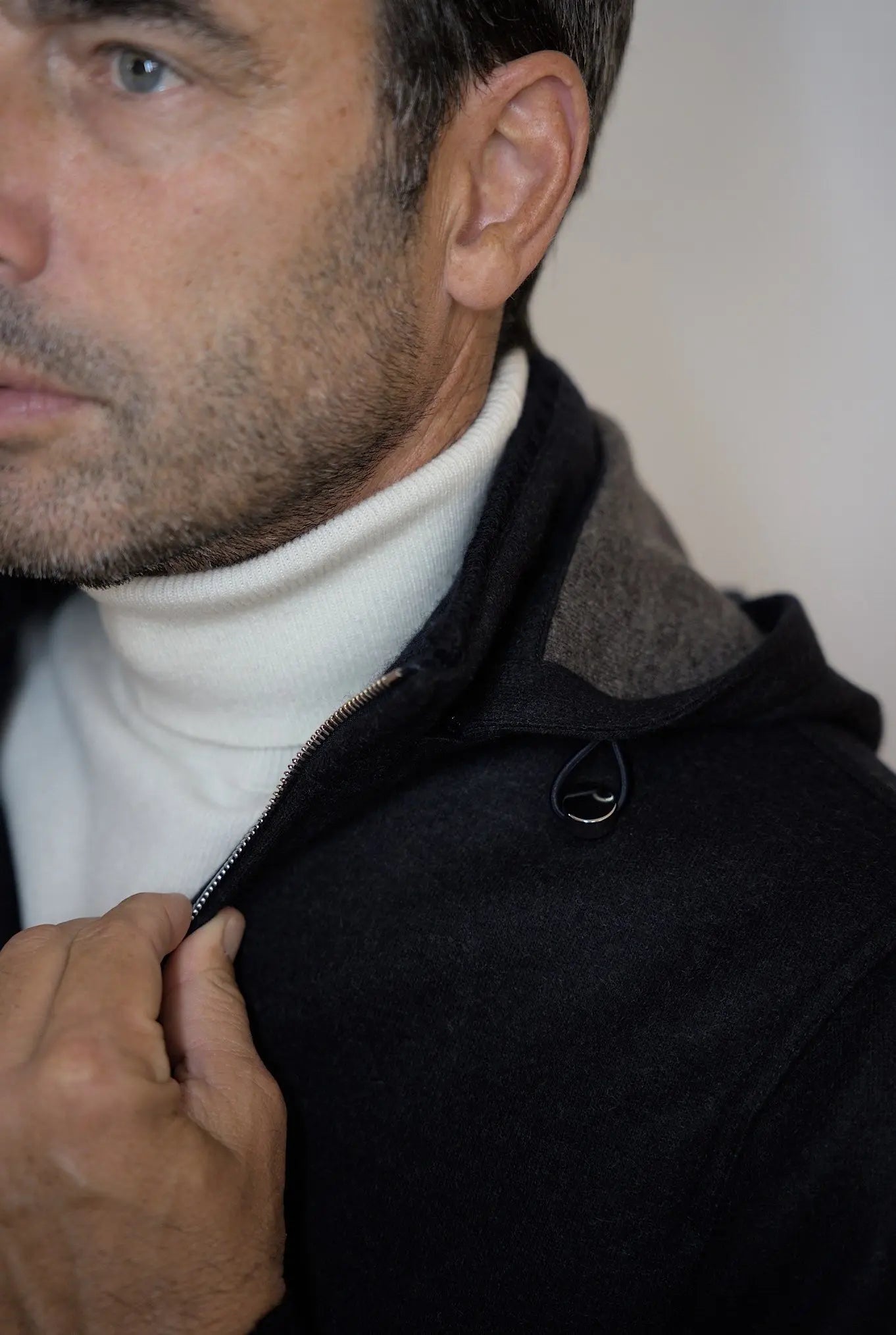 Giubbino in Cashmere con Cappuccio Staccabile Blu - Guarino Store