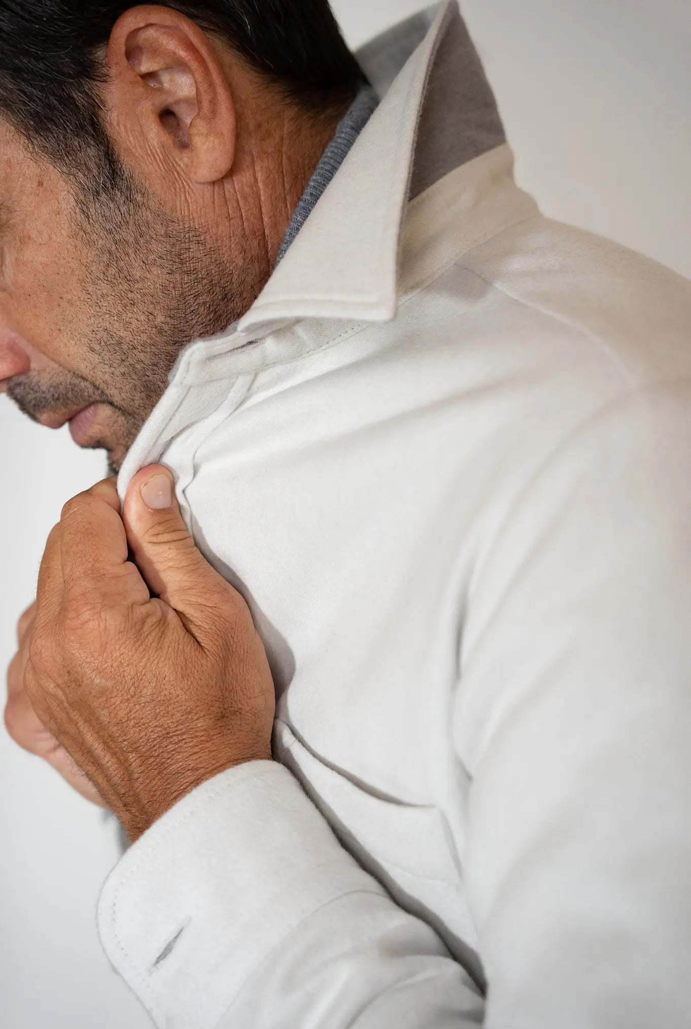 Overshirt Cashmere e Seta Bianco Gesso - Guarino Store