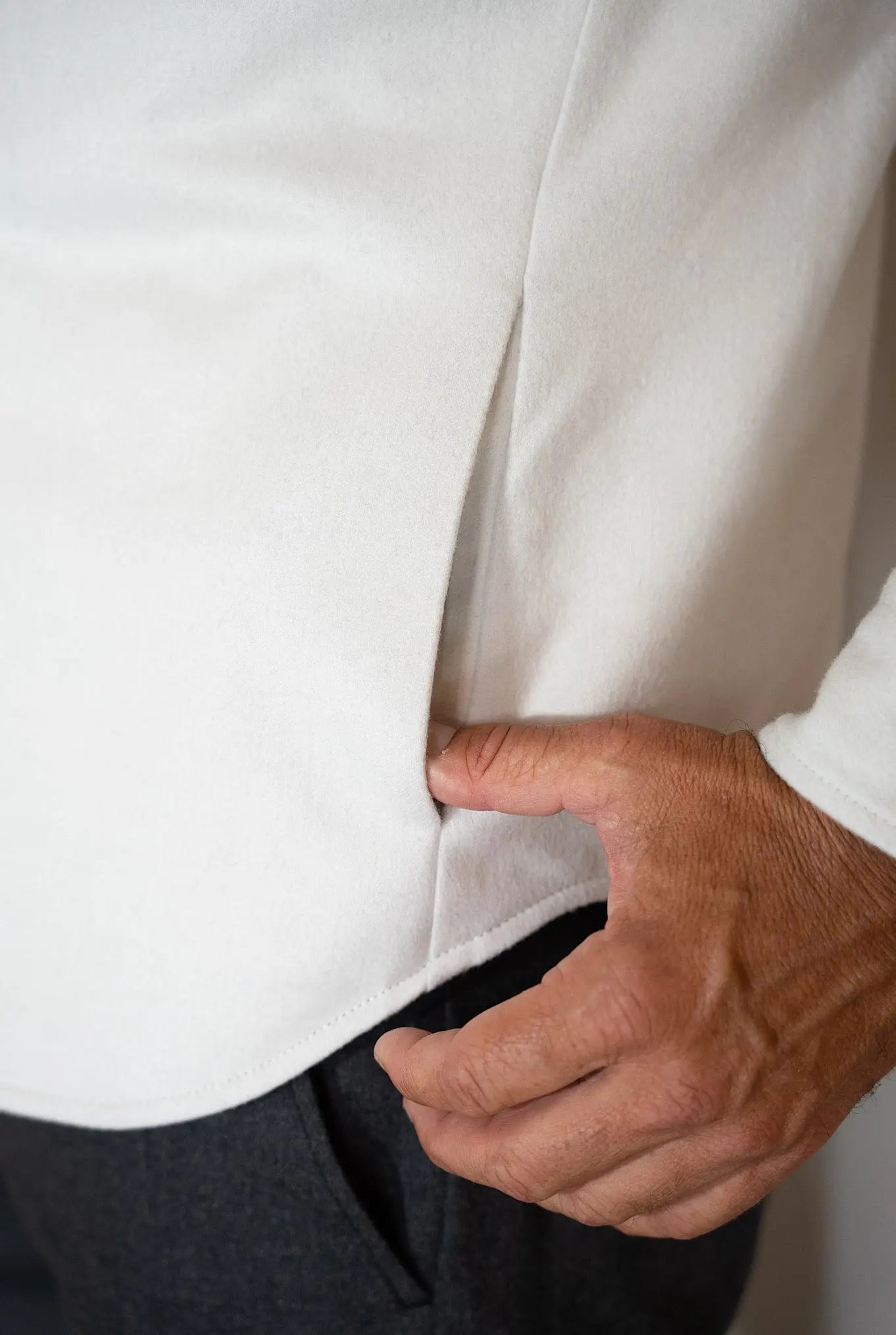 Overshirt Cashmere e Seta Bianco Gesso - Guarino Store
