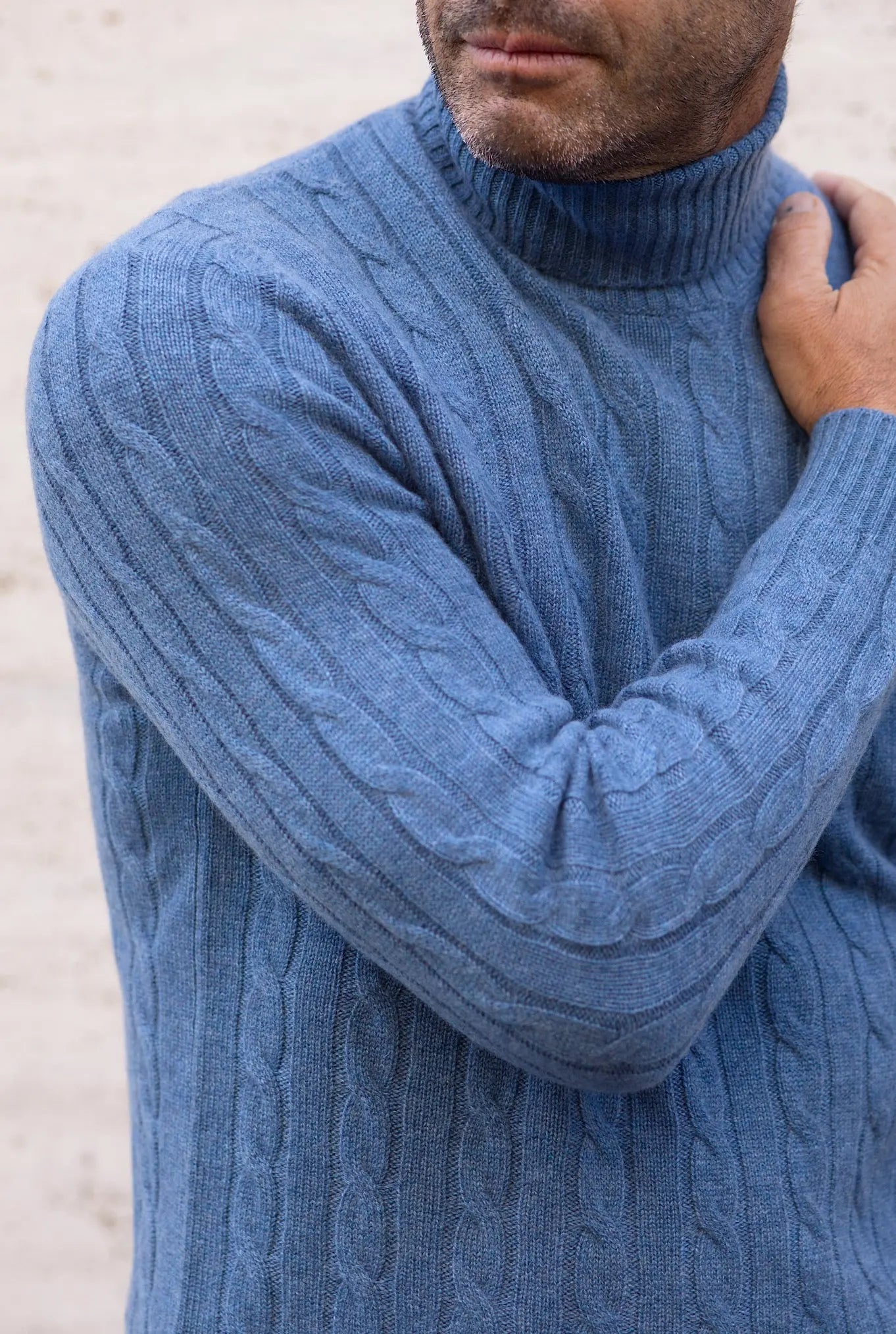 Dolcevita a Trecce in Cashmere Blu Scozia - Guarino Store