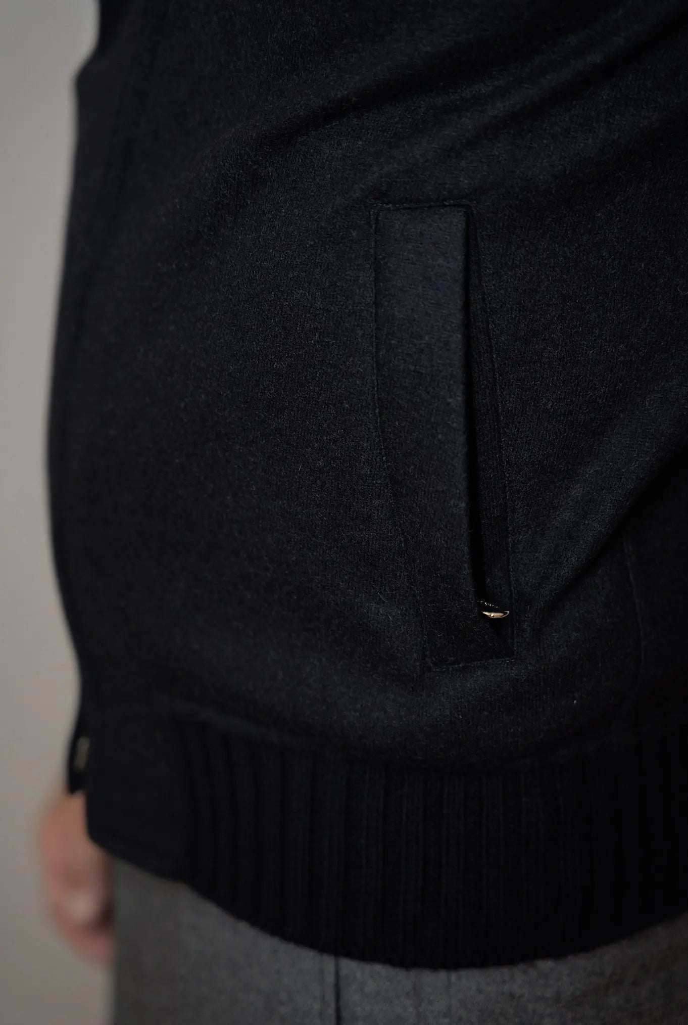 Giubbino in Cashmere con Cappuccio Staccabile Blu - Guarino Store