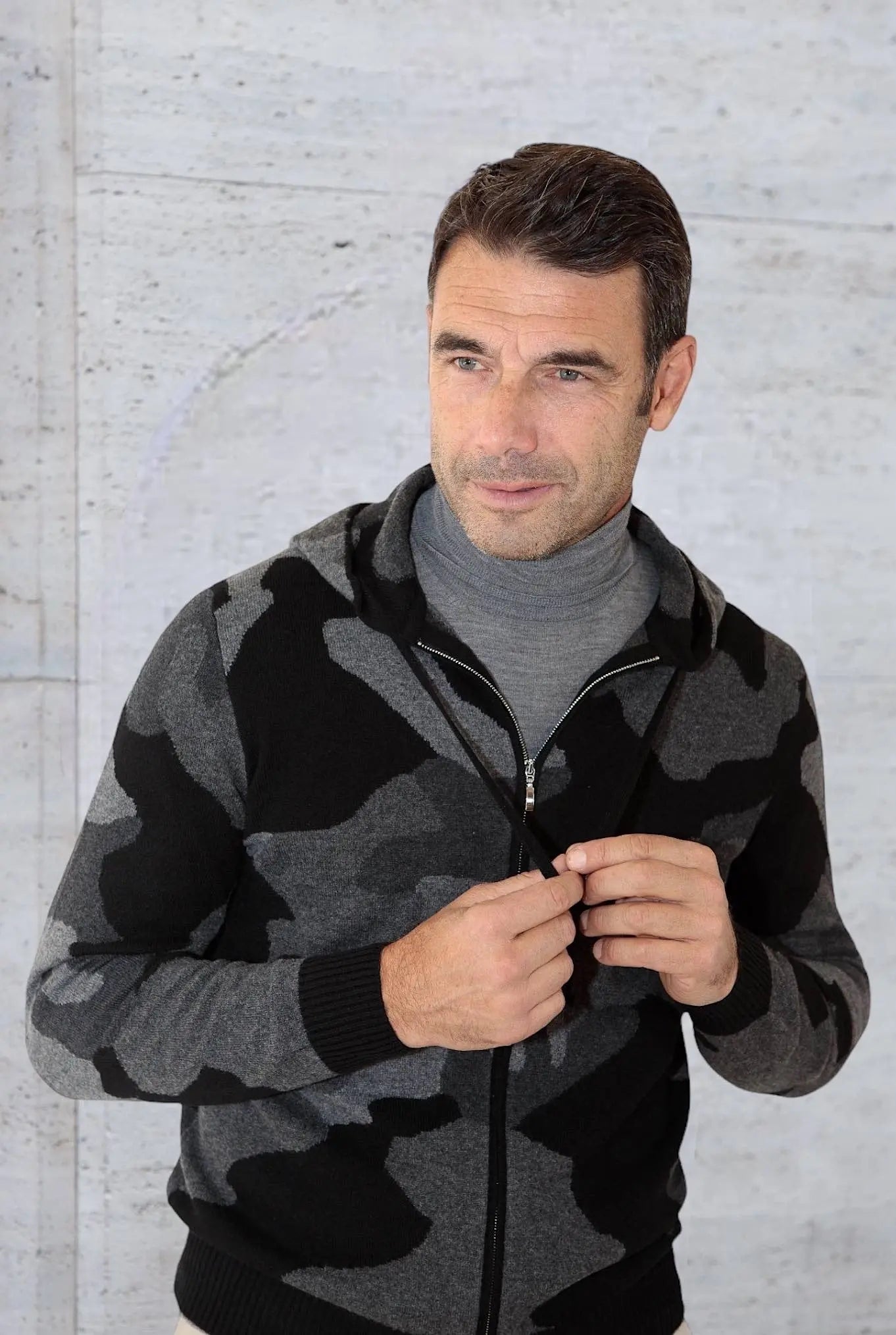 Felpa con Cappuccio Cashmere Intarsi a Mano Camouflage Grigio - Guarino Store