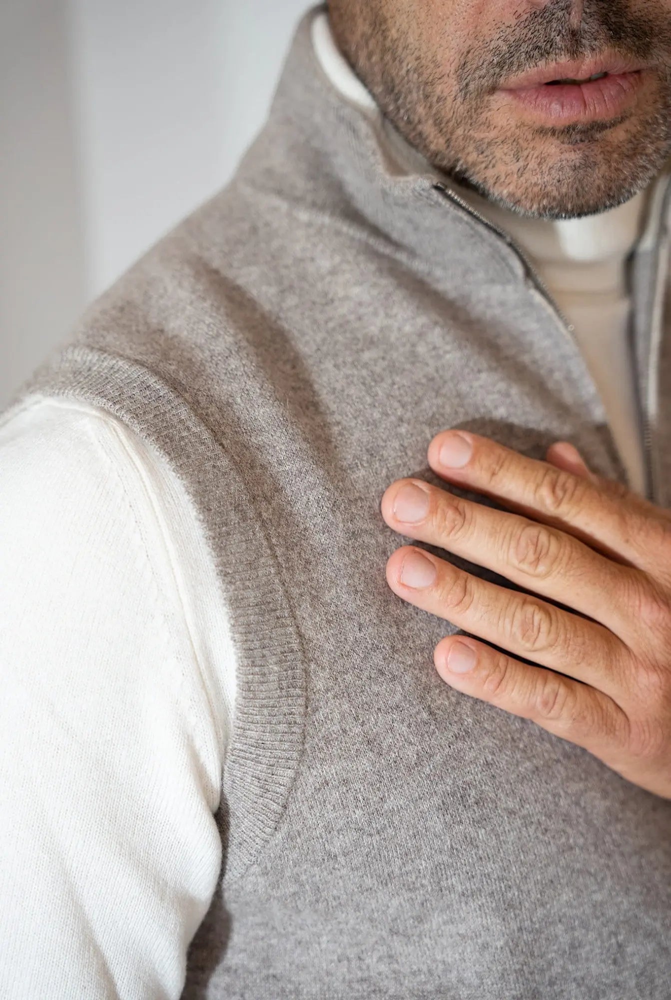 Gilet Cashmere Double Tortora e Bianco - Guarino Store