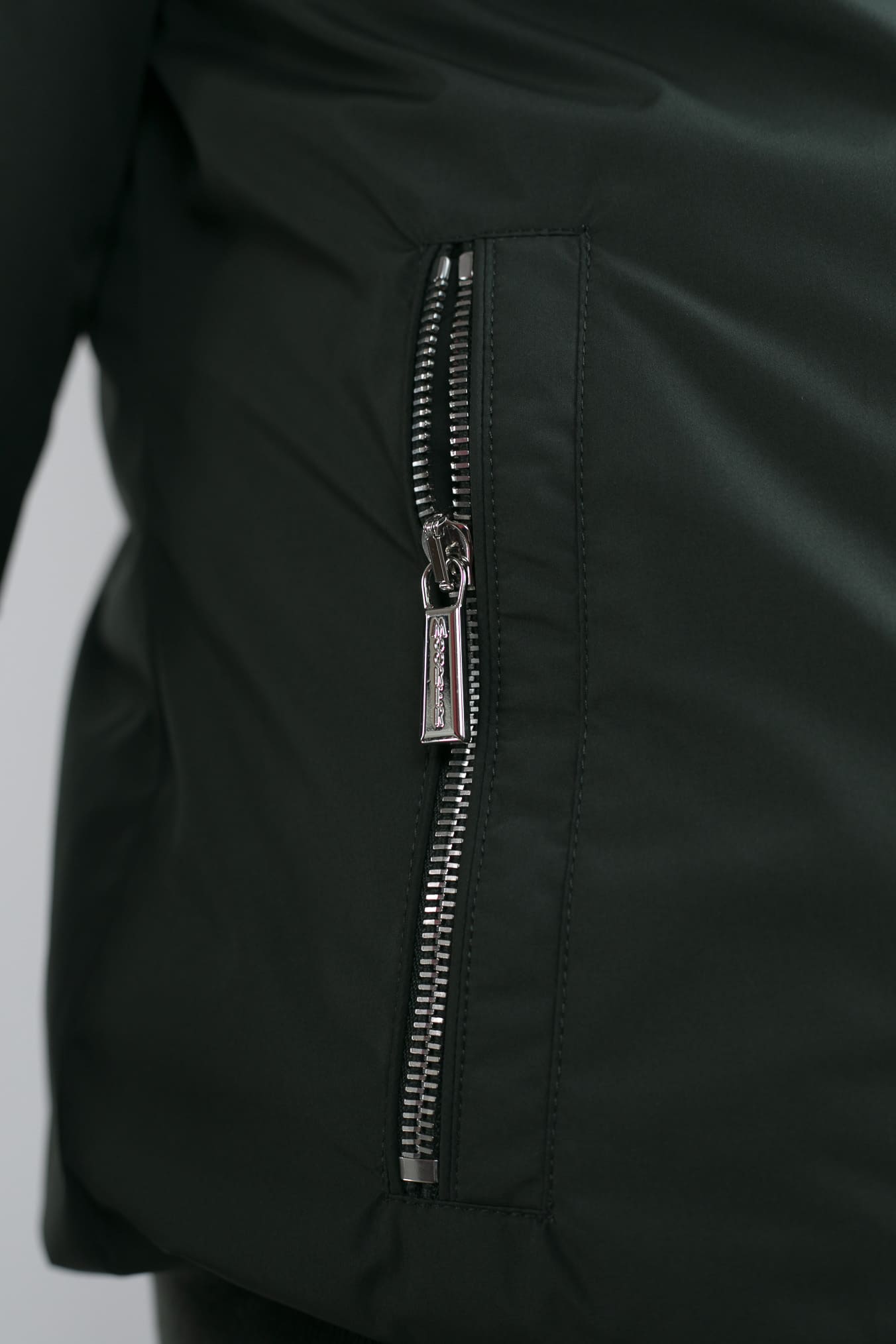 Bomber con Cappuccio mod. Oniro Verde