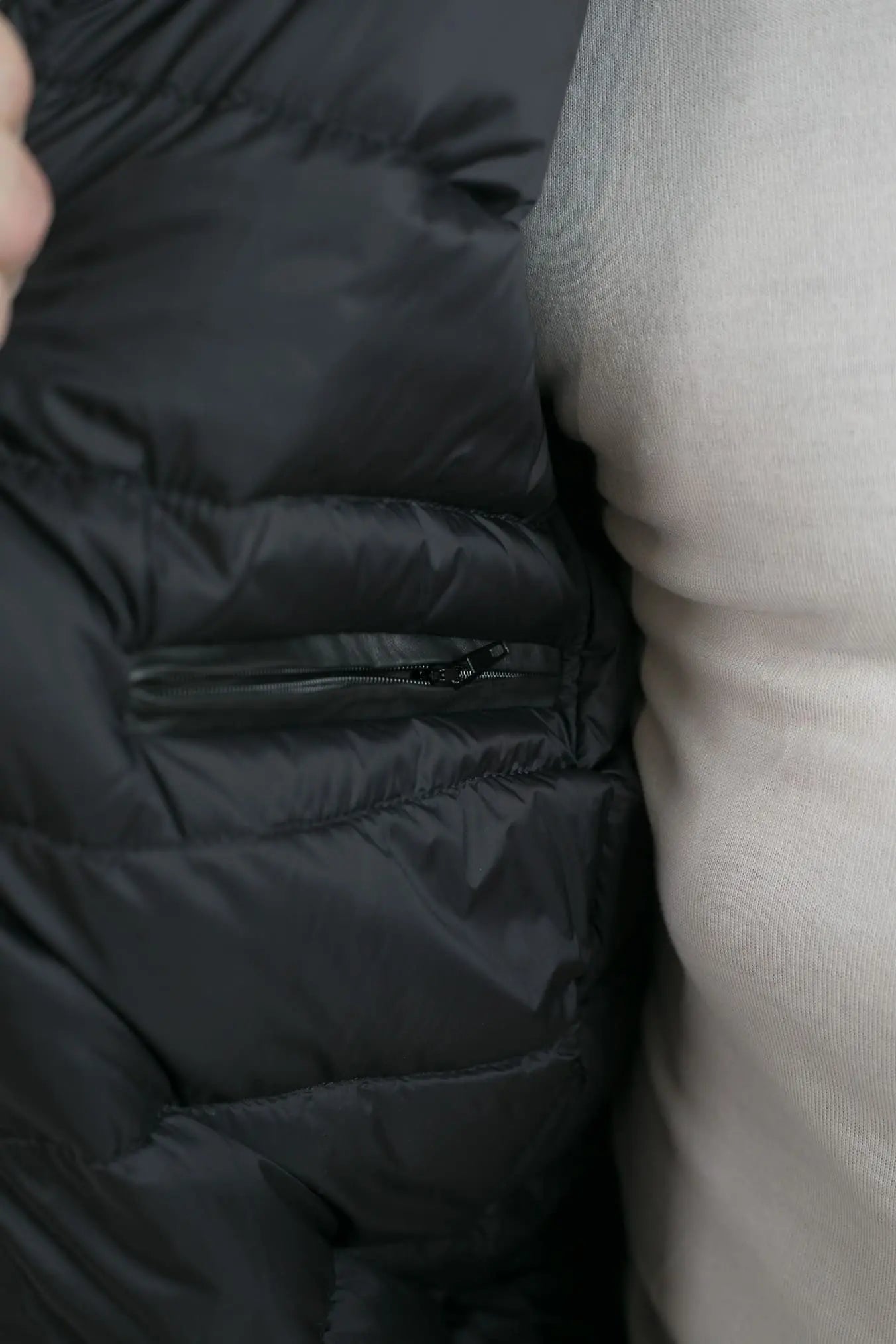 VOLFAGLI Giubbotto in Nappa Nero con Cappuccio