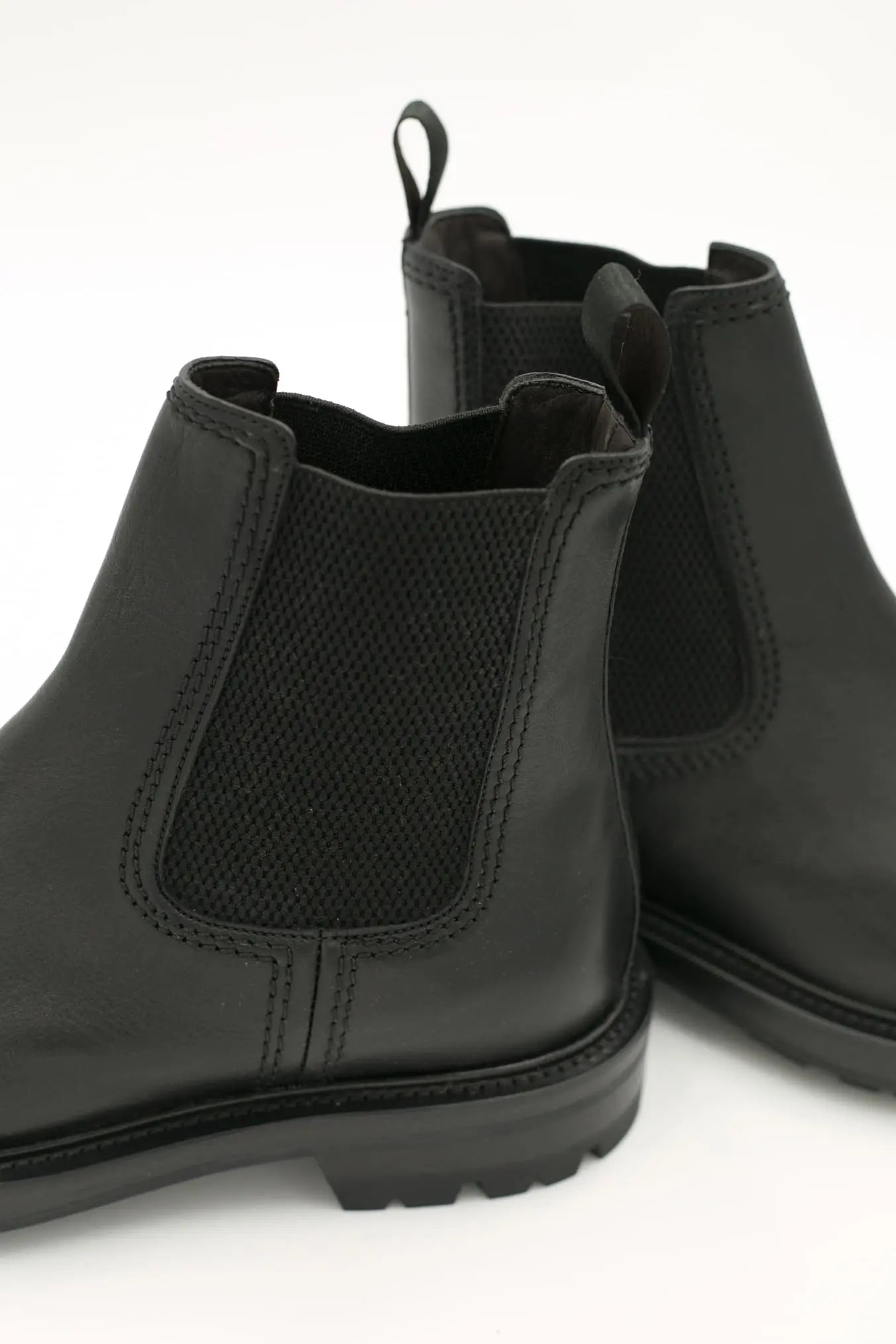 Beatles Pelle Spazzolata Nera - Guarino Store
