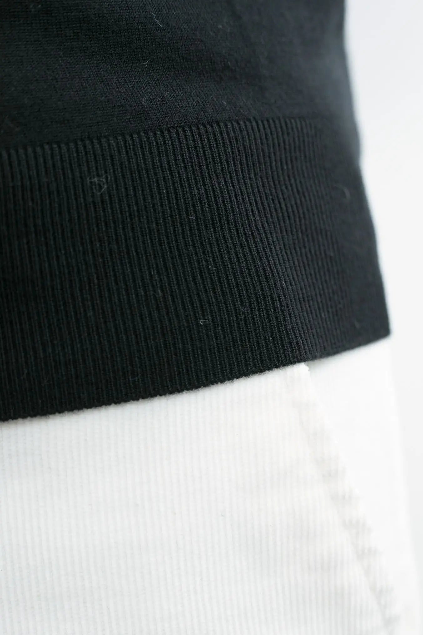 Girocollo Kid Wool 12.8 Micron Nero - Guarino Store
