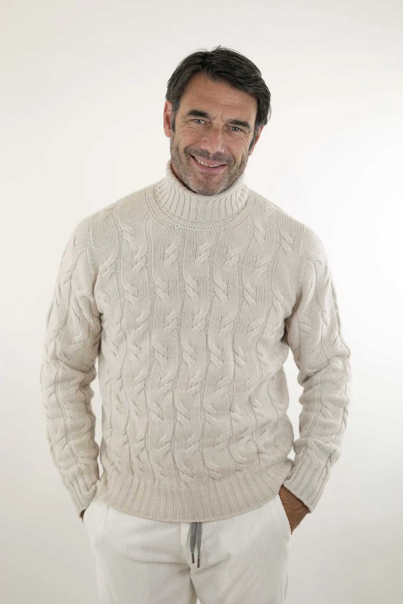 Dolcevita Cashmere a Trecce Beige Corda - Guarino Store