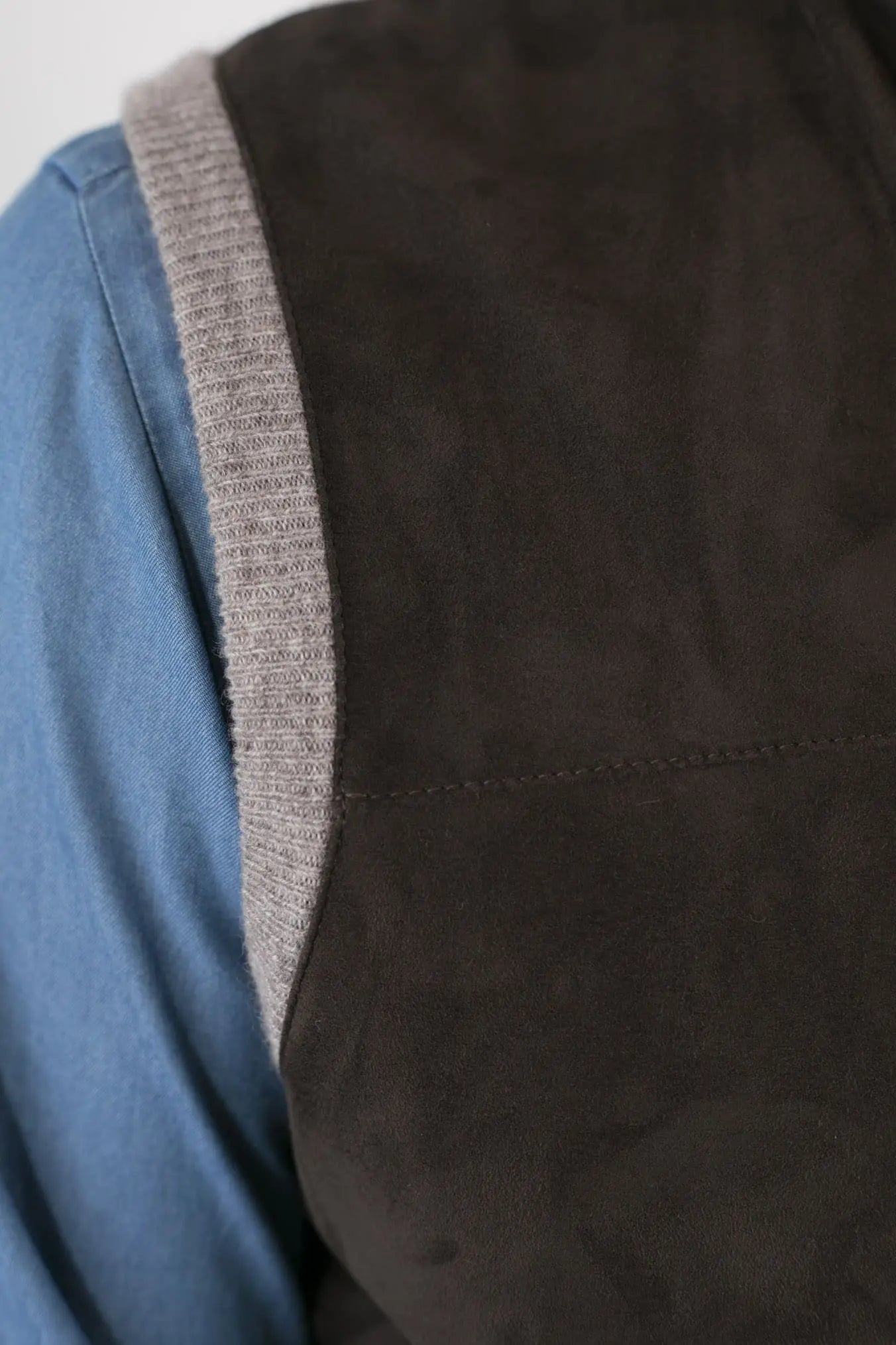Gilet Cashmere e Suede Testa di Moro/Beige - Guarino Store