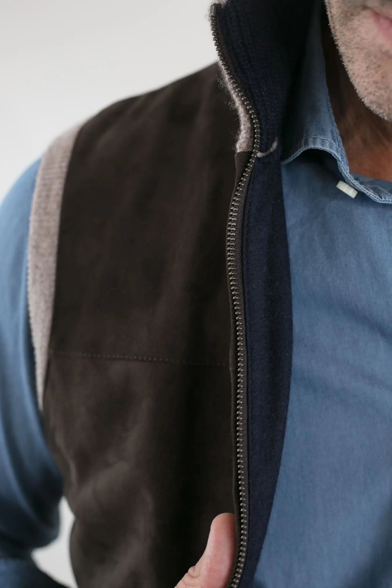 Gilet Cashmere e Suede Testa di Moro/Beige - Guarino Store