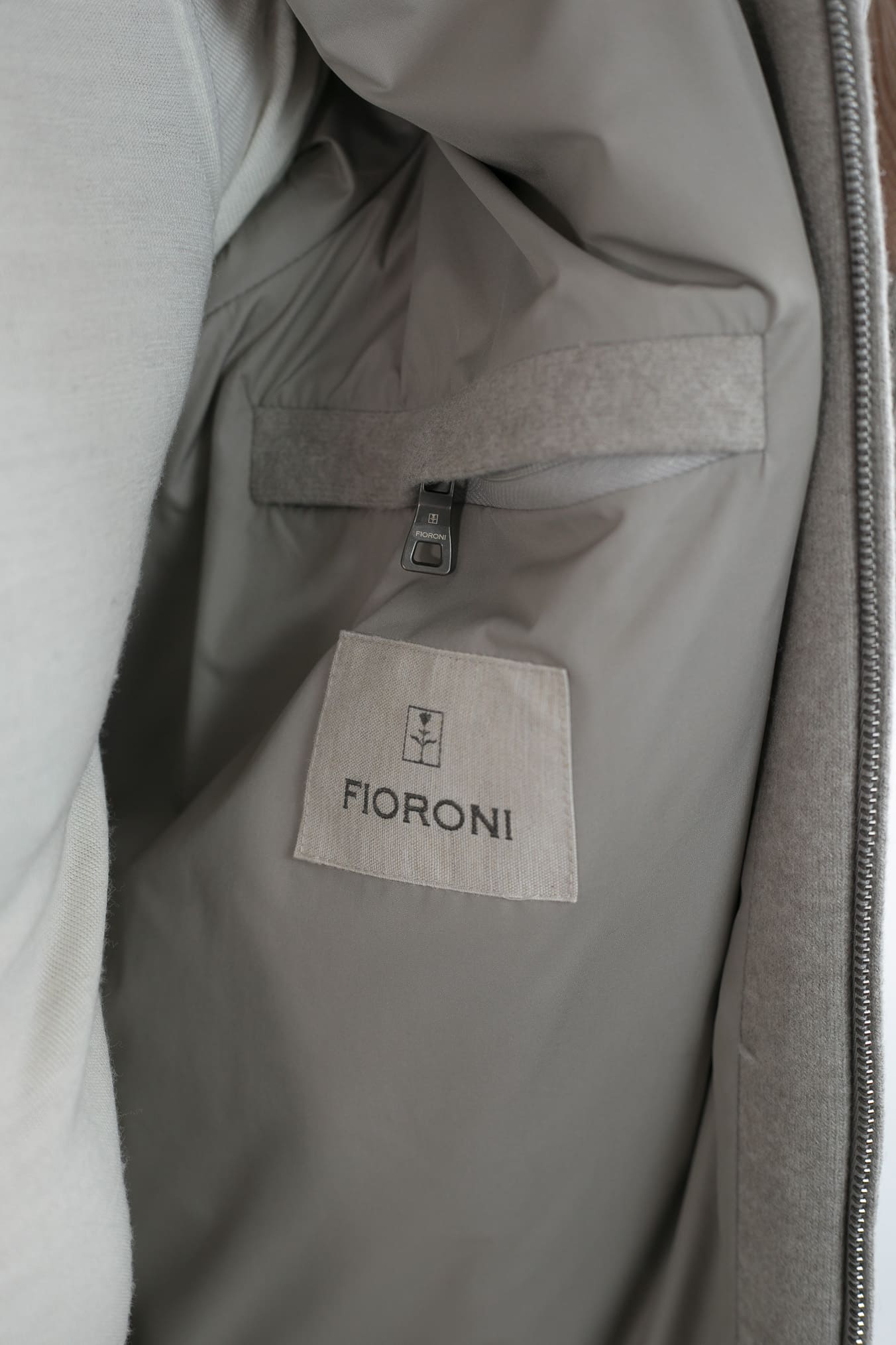 FIORONI Bomber in Maglia Full Zip Greige