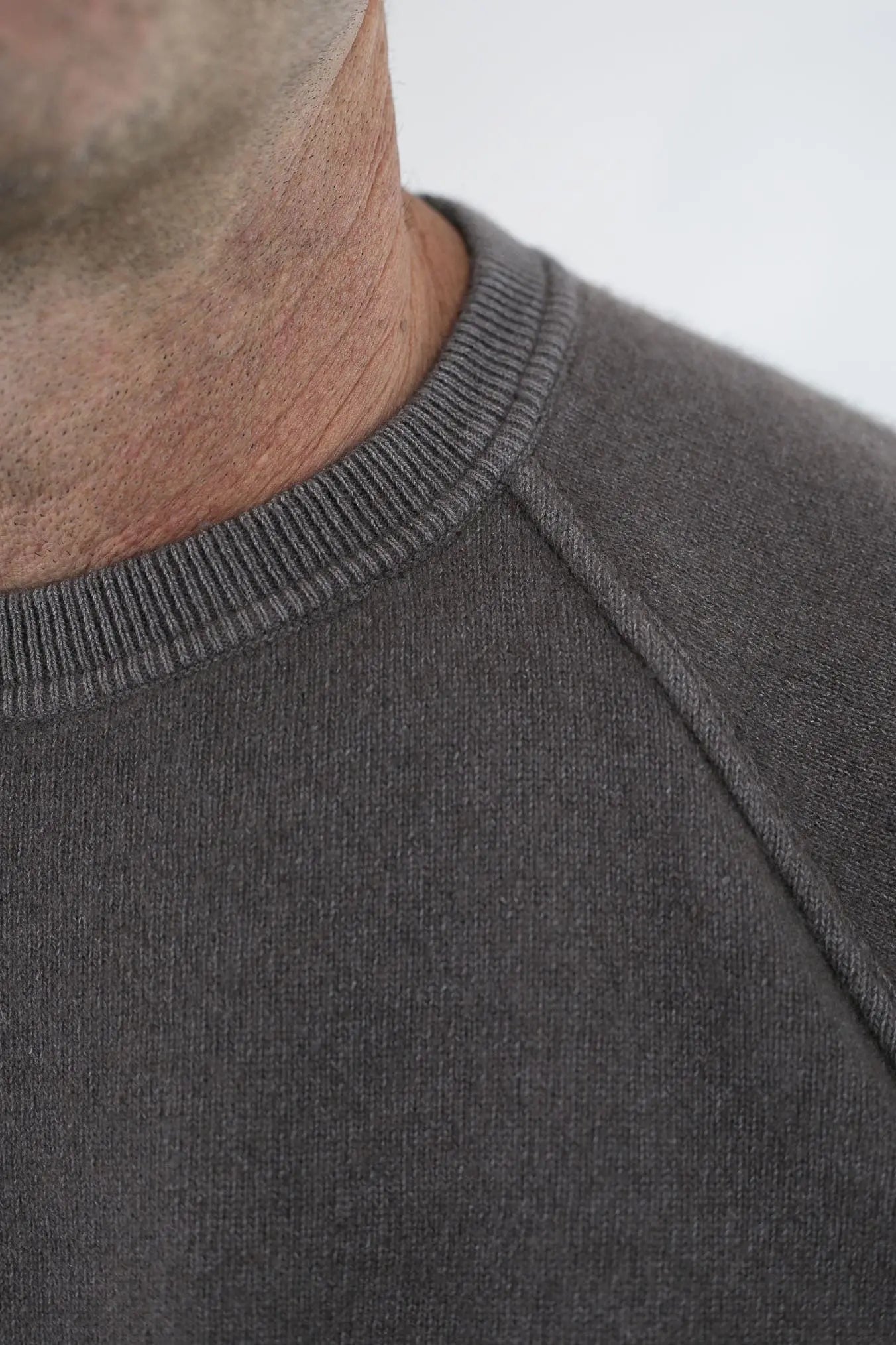 Girocollo Raglan Cashmere Old Dyed Fango - Guarino Store