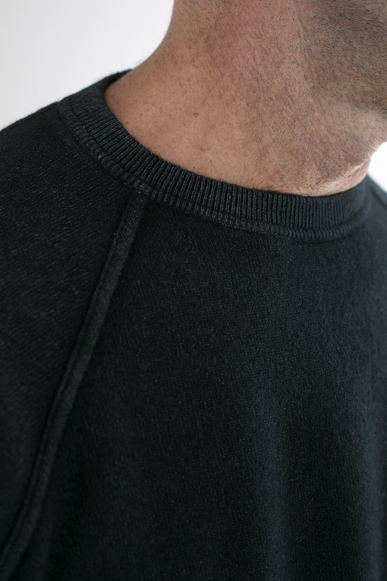 Girocollo Raglan Cashmere Old Dyed Nero - Guarino Store