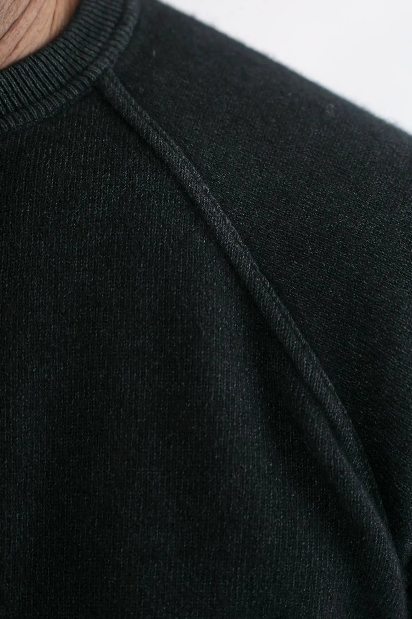 Girocollo Raglan Cashmere Old Dyed Nero - Guarino Store