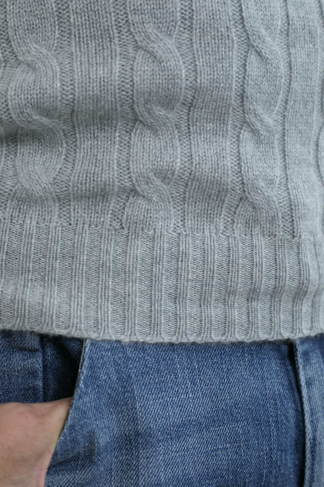 Dolcevita a Trecce in Cashmere Grigio Chiaro - Guarino Store