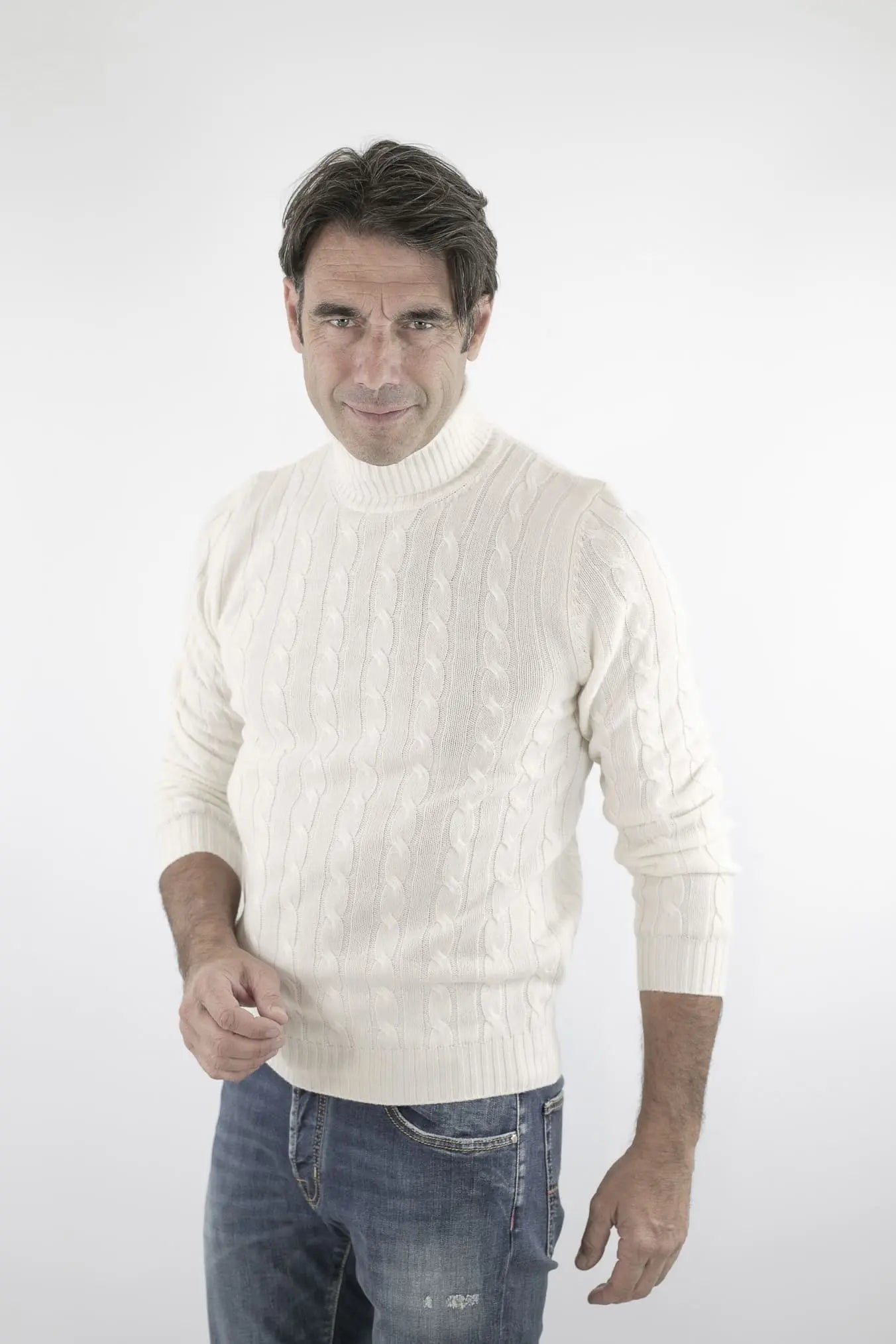 DOLCEVITA a Trecce in Cashmere Bianco Panna - Guarino Store
