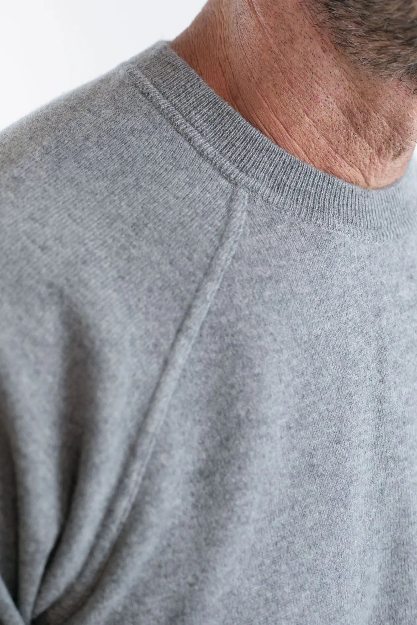 GUARINO Girocollo Raglan Lana e Cashmere Grigio Chiaro