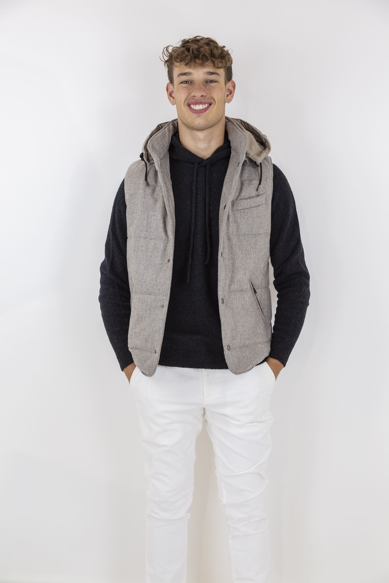 Gilet di Lana con Cappuccio Staccabile Beige - Guarino Store