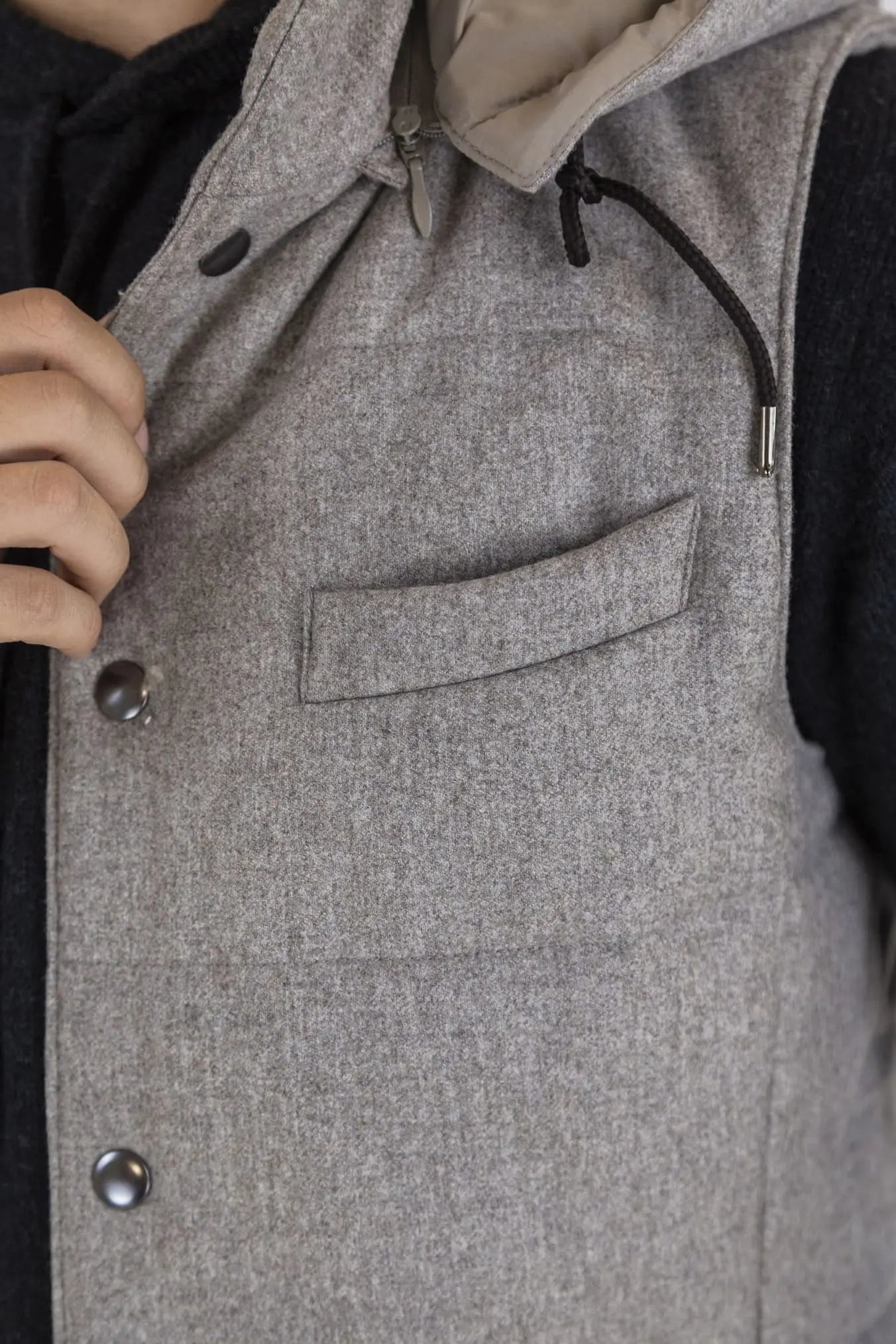 Gilet di Lana con Cappuccio Staccabile Beige - Guarino Store