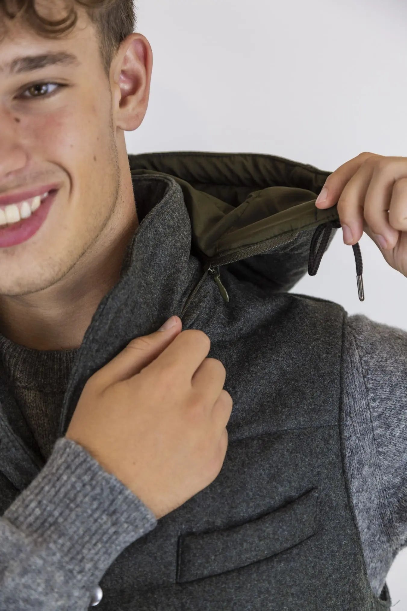 Gilet di Lana con Cappuccio Staccabile Verde - Guarino Store