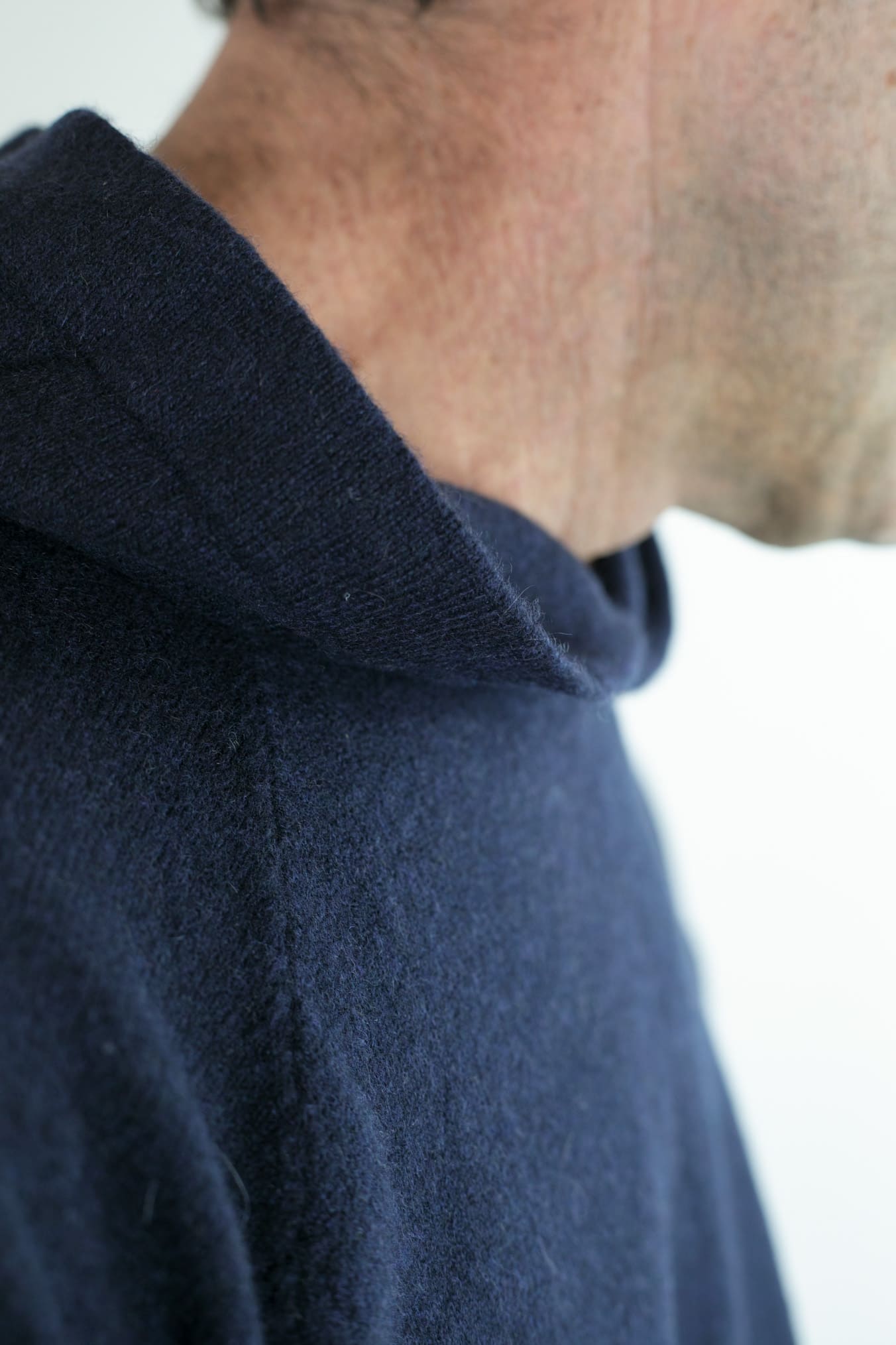 Maglia Felpa Cashmere con Cappuccio Blu Navy - Guarino Store