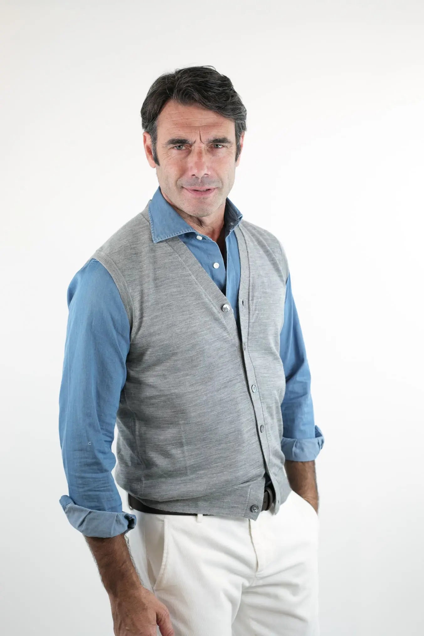 GUARINO Gilet con Bottoni Merino Extrafine Grigio Chiaro