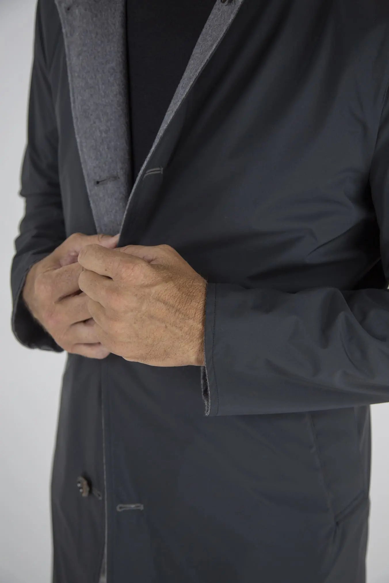 Cappotto Reversibile Cashmere e Nylon Grigio/Nero - Guarino Store