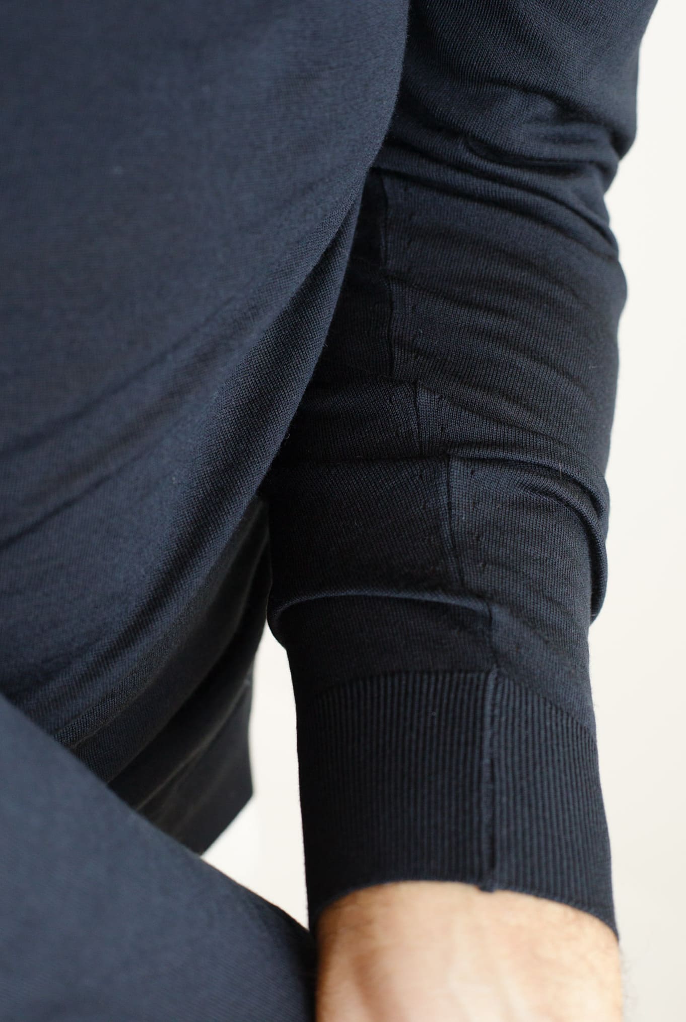 Maglia Girocollo Lana 14 micron Nero - Guarino Store