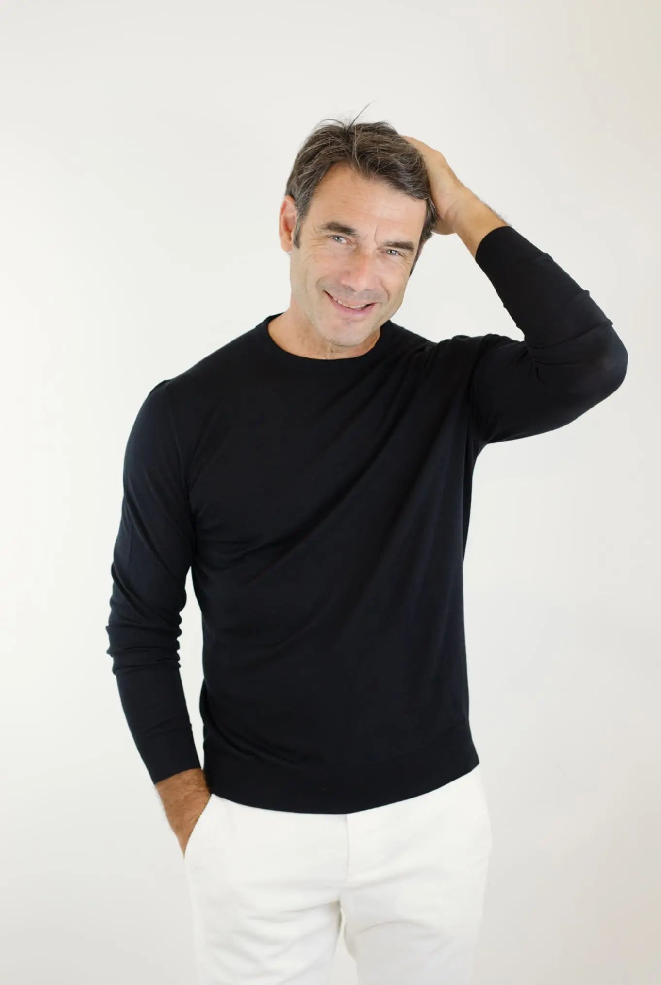 Maglia Girocollo Lana 14 micron Nero - Guarino Store