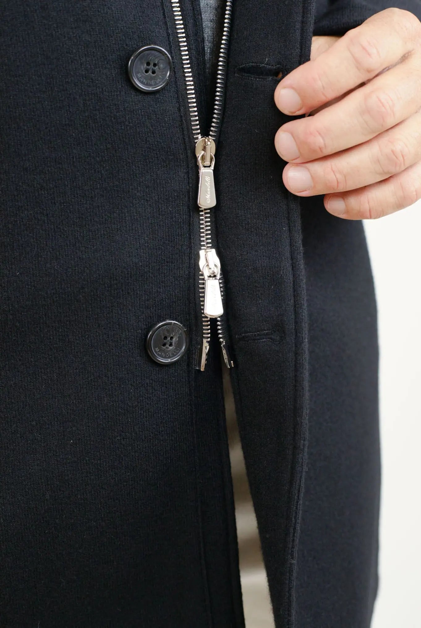 Cappotto in Jersey di Cashmere Cappuccio Removibile Nero - Guarino Store