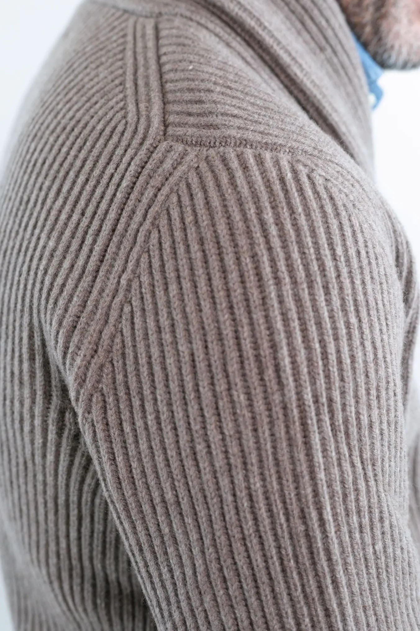 Cardigan Lana e Cashmere Tortora - Guarino Store