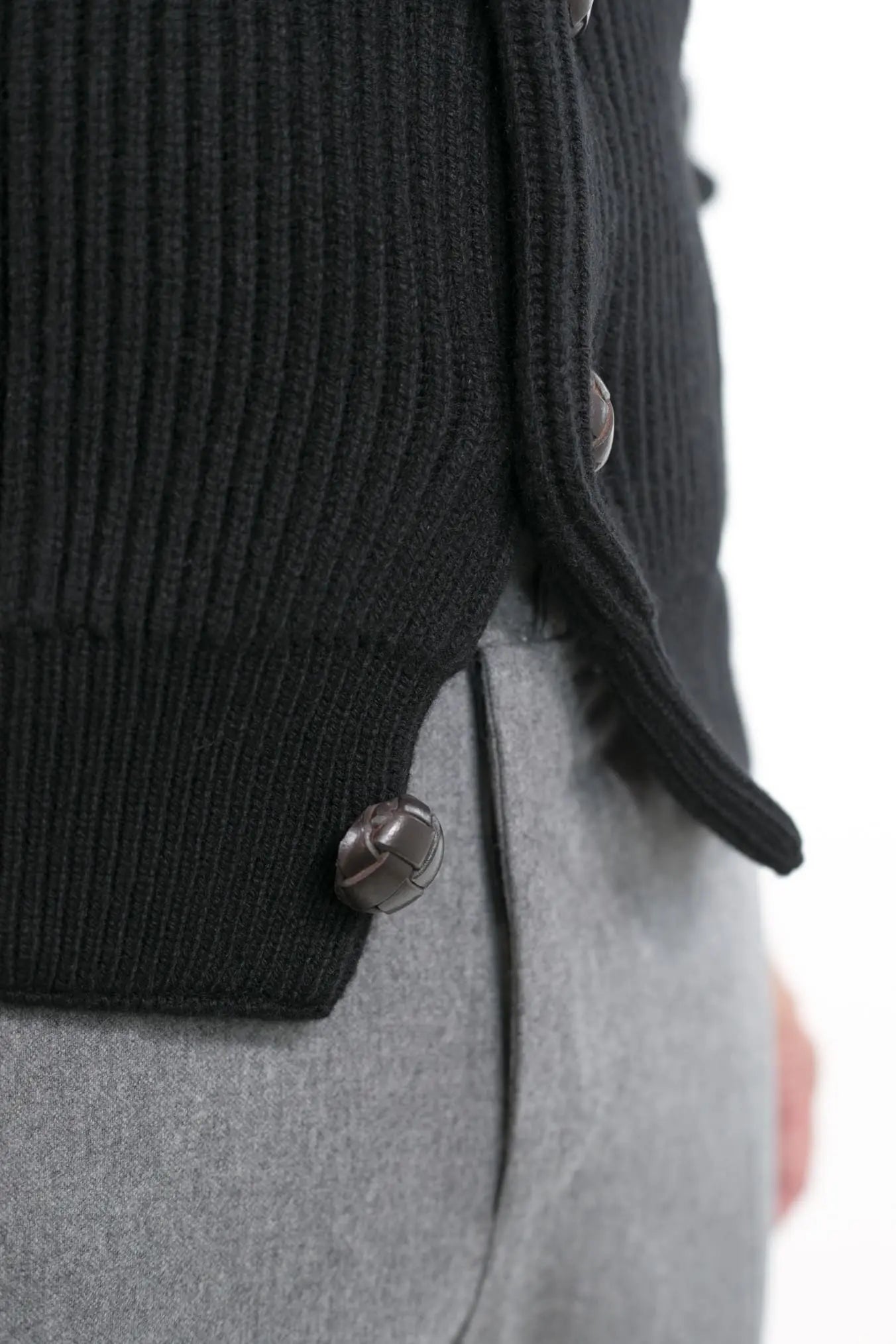 Cardigan Lana e Cashmere Nero - Guarino Store