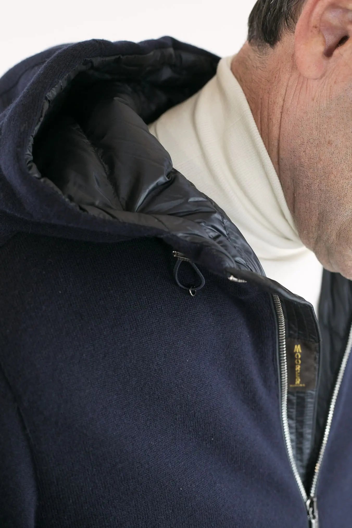 Bomber Trapuntato in Maglia e Piuma D'oca Blu Navy