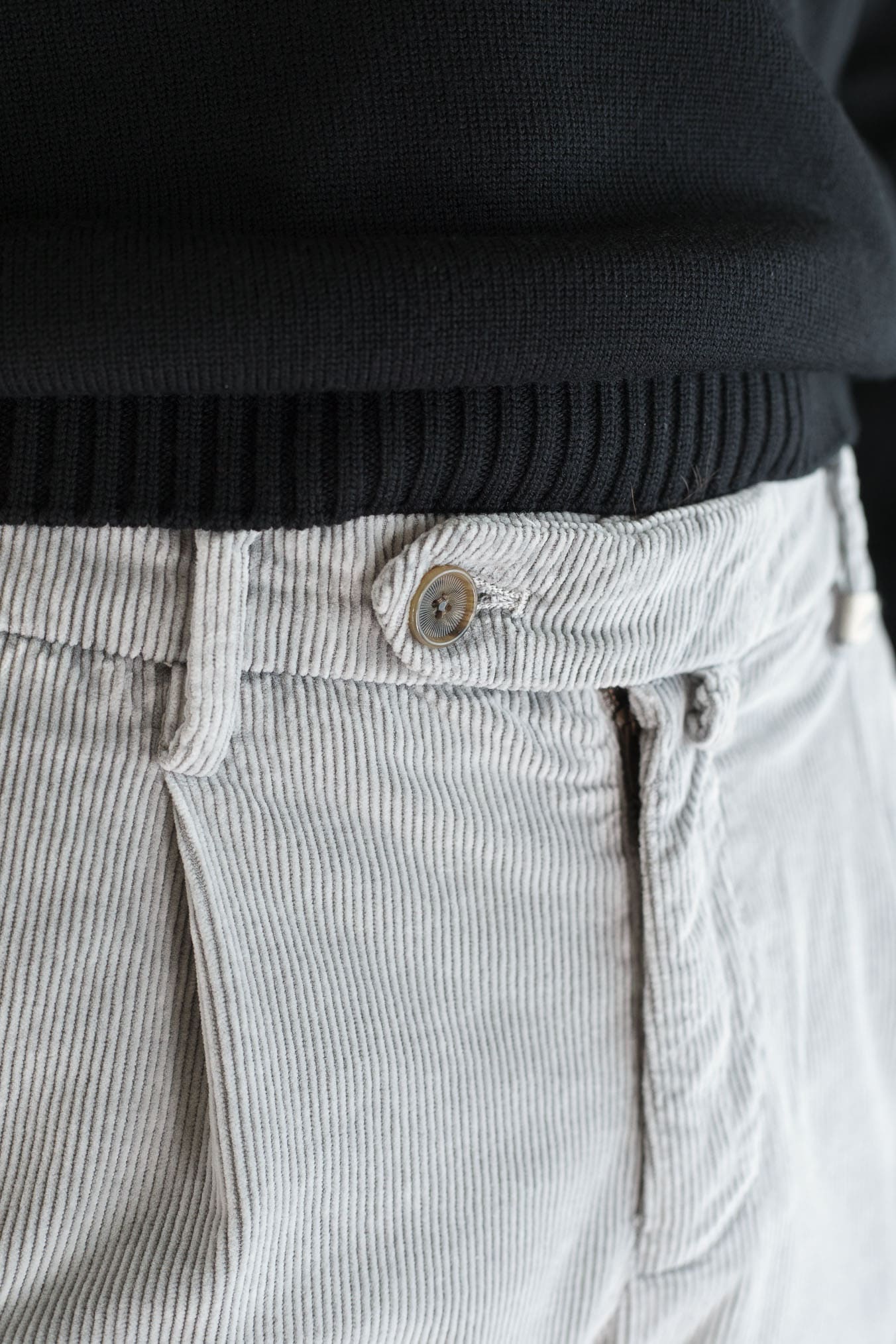 MYTHS Pantaloni Velluto Lavato Grigio