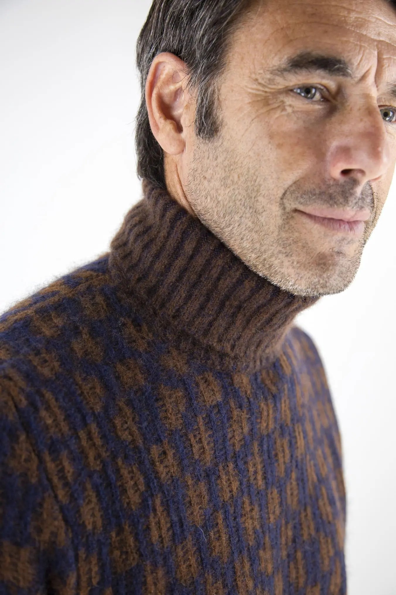 Dolcevita Cashmere e Seta Marrone e Blu - Guarino Store