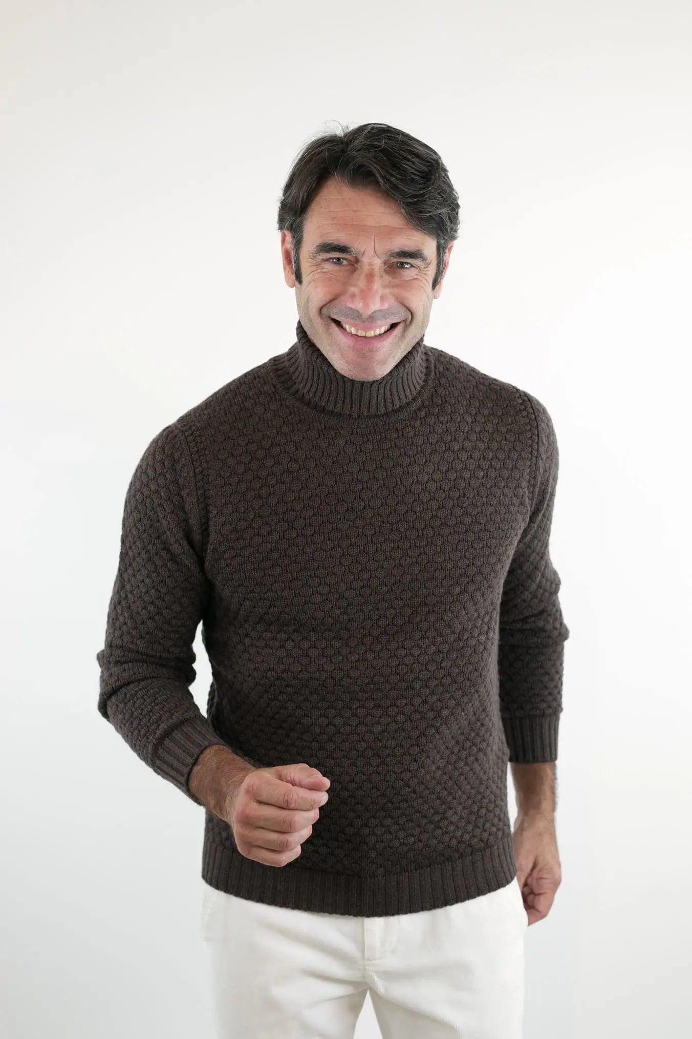Dolcevita mod. Hubbel Nido D'Ape Lana Merino Cioccolato - Guarino Store