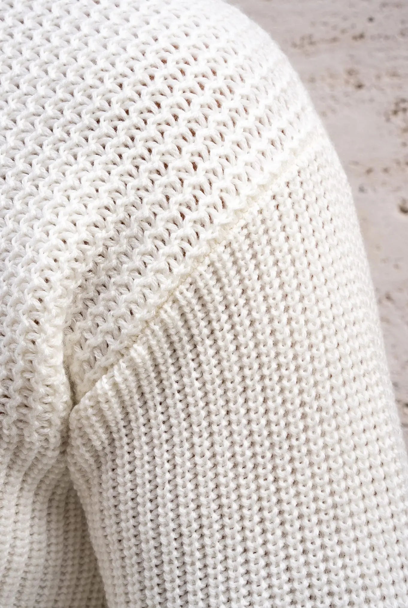 Pullover Collo a Cratere mod. Torn Bianco Lana - Guarino Store