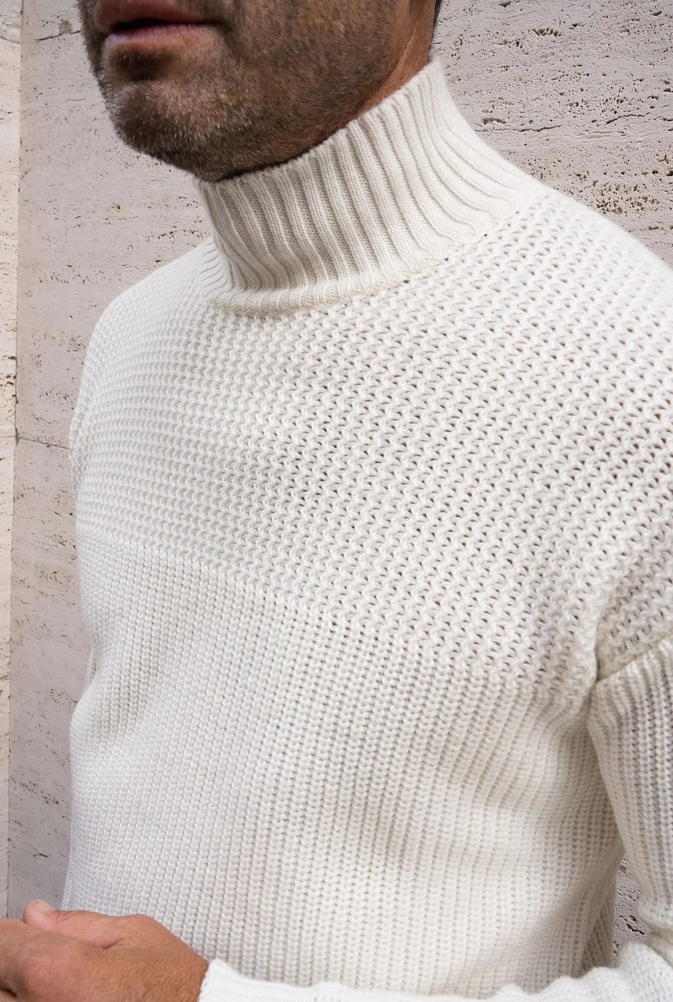 Pullover Collo a Cratere mod. Torn Bianco Lana - Guarino Store