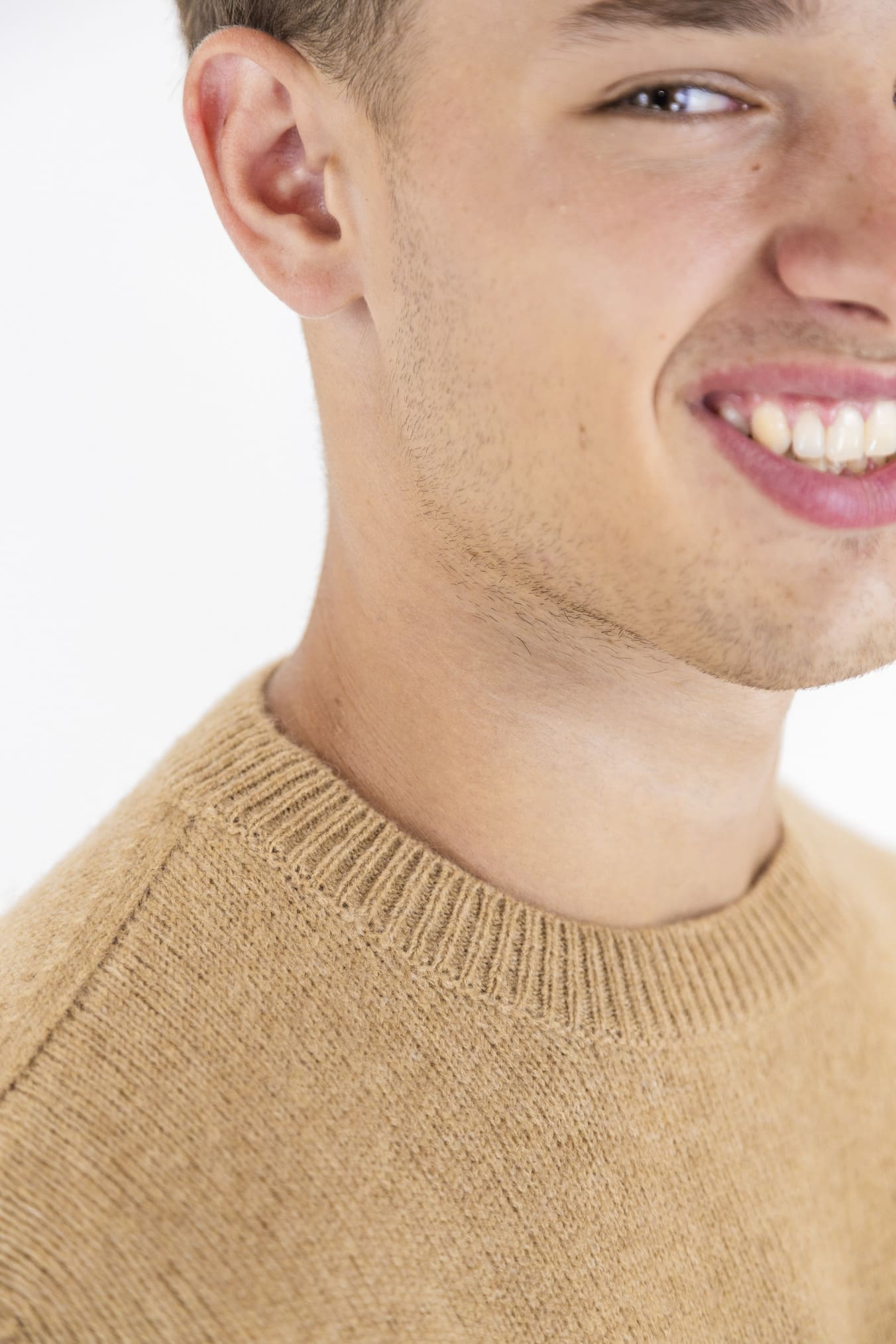 Girocollo Merino Baby Camel col.Cammello - Guarino Store