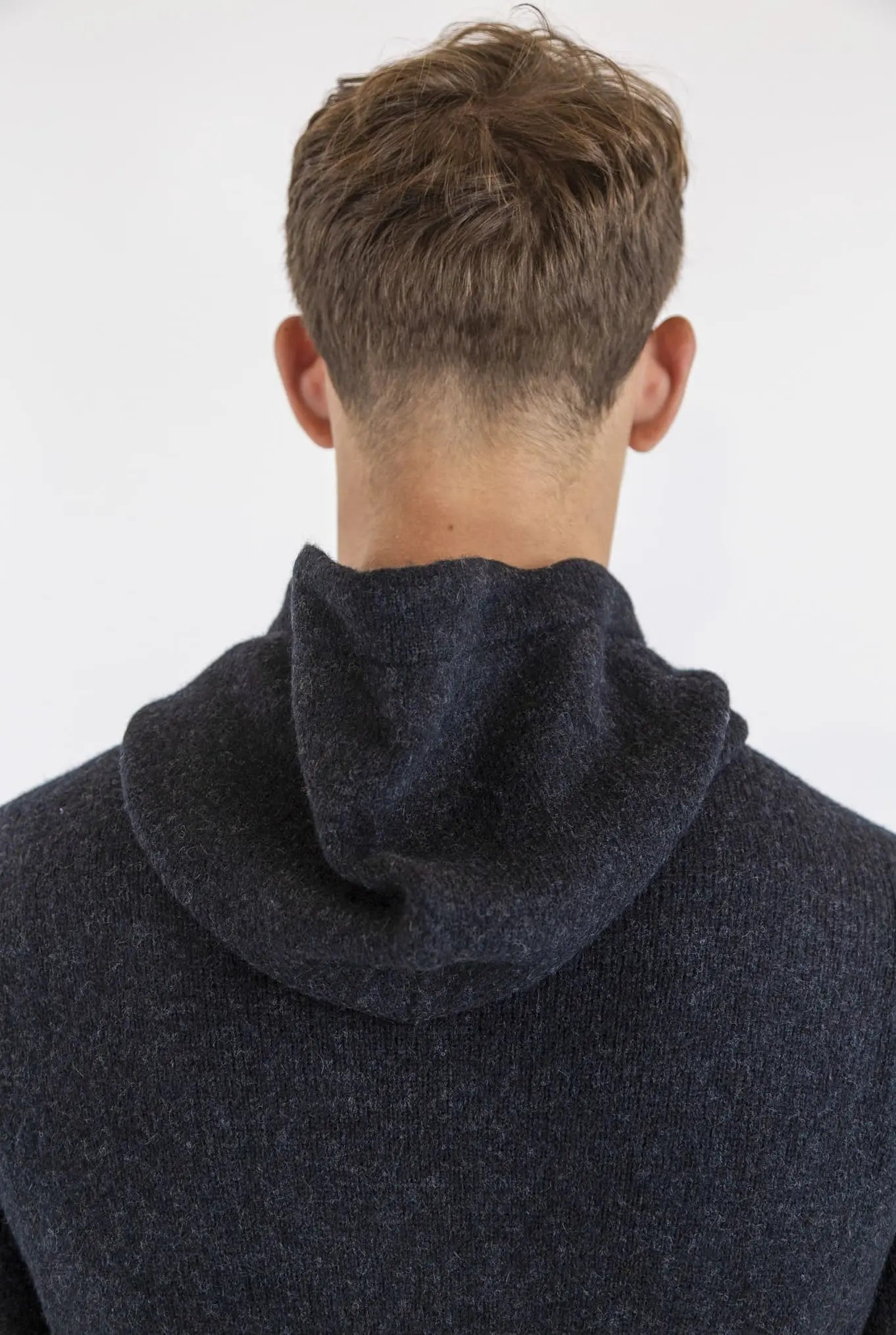 Felpa Cappuccio Nero Lana Merino Baby Camel - Guarino Store