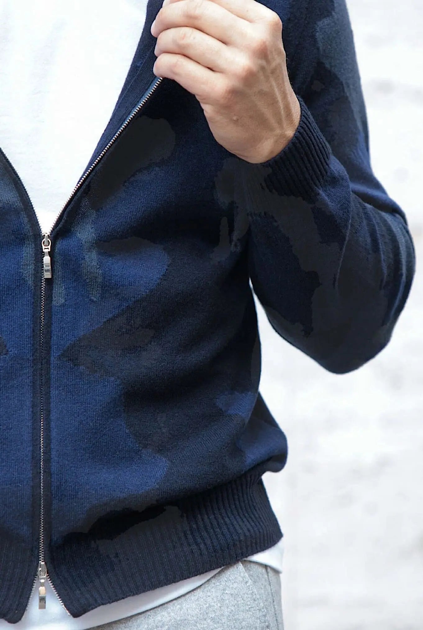 Felpa con Cappuccio Cashmere Intarsi a Mano Camouflage Blu - Guarino Store