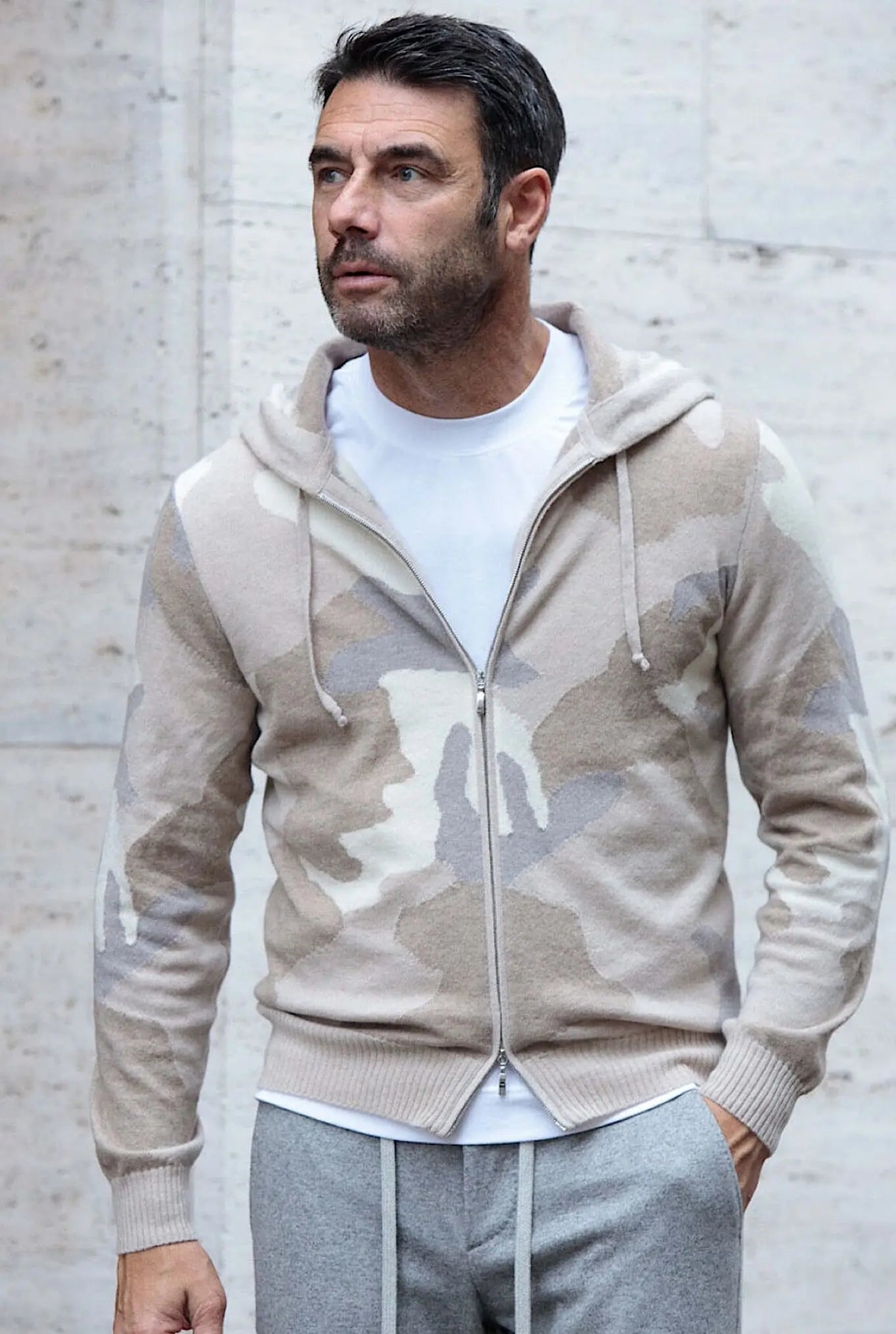 Felpa Cashmere con Cappuccio Camouflage Intarsi a Mano Beige - Guarino Store