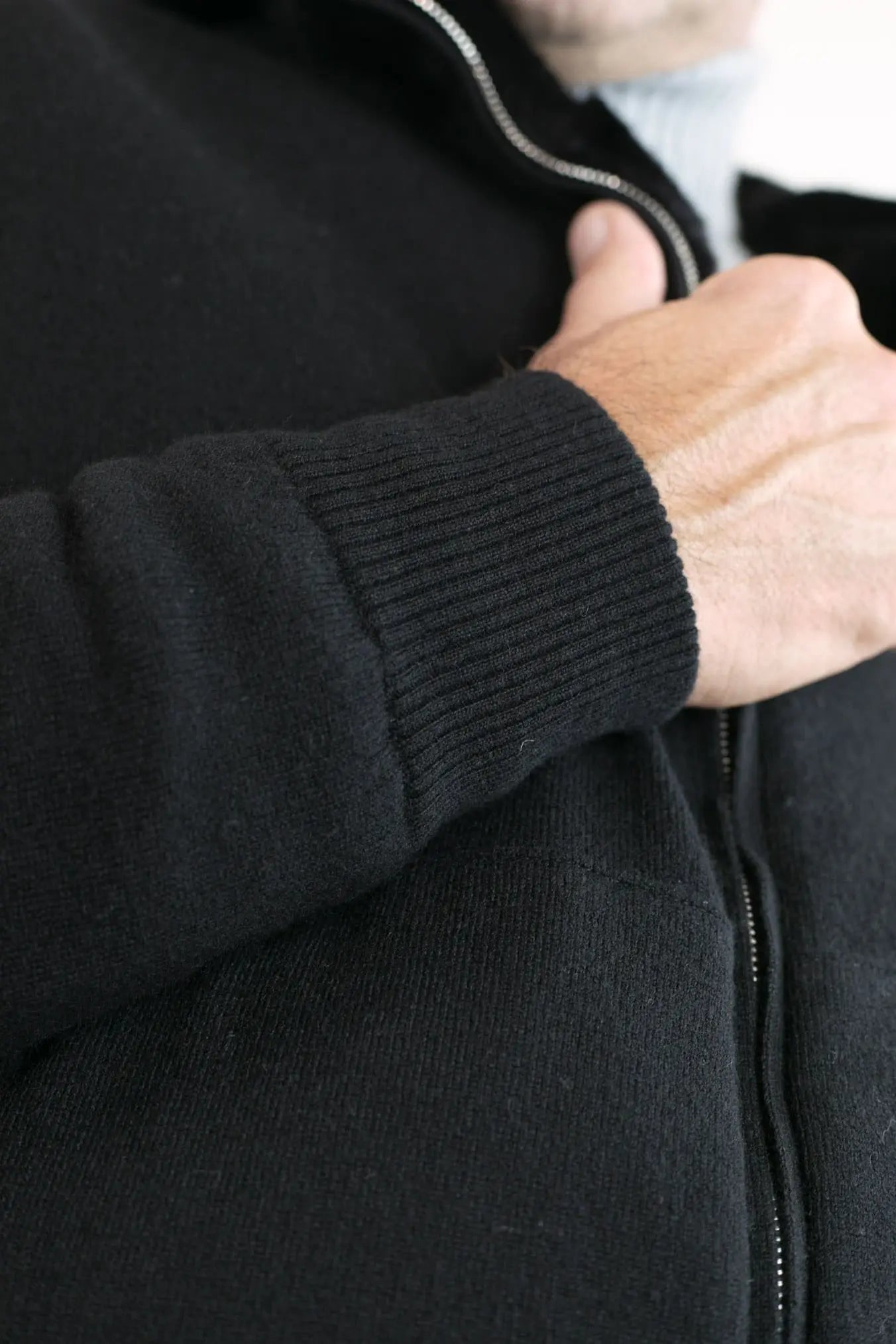 Giubbotto con Cappuccio in Cashmere e Castorino Nero - Guarino Store