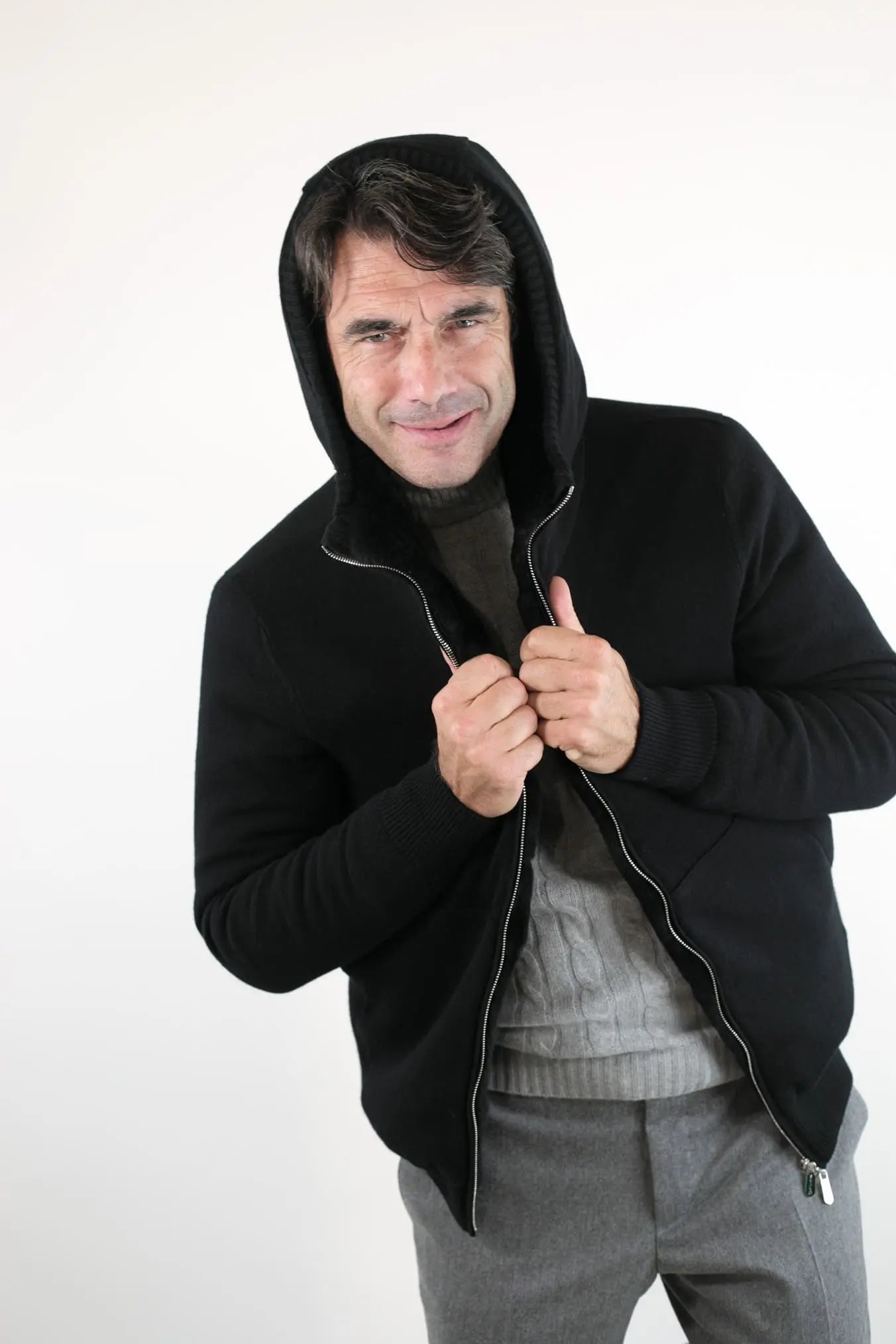 Giubbotto con Cappuccio in Cashmere e Castorino Nero - Guarino Store